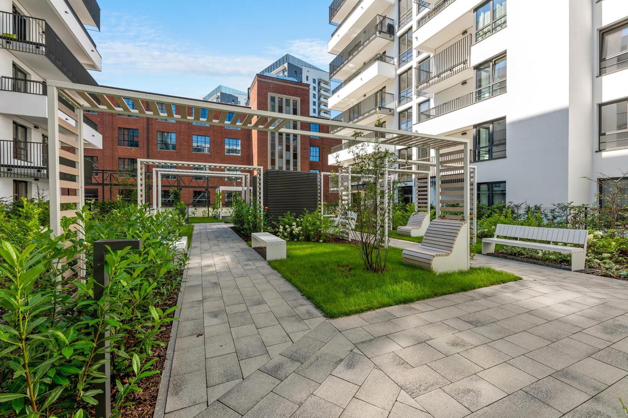 Doki Living By Blue Mandarin Parking & Foodhall Apartment