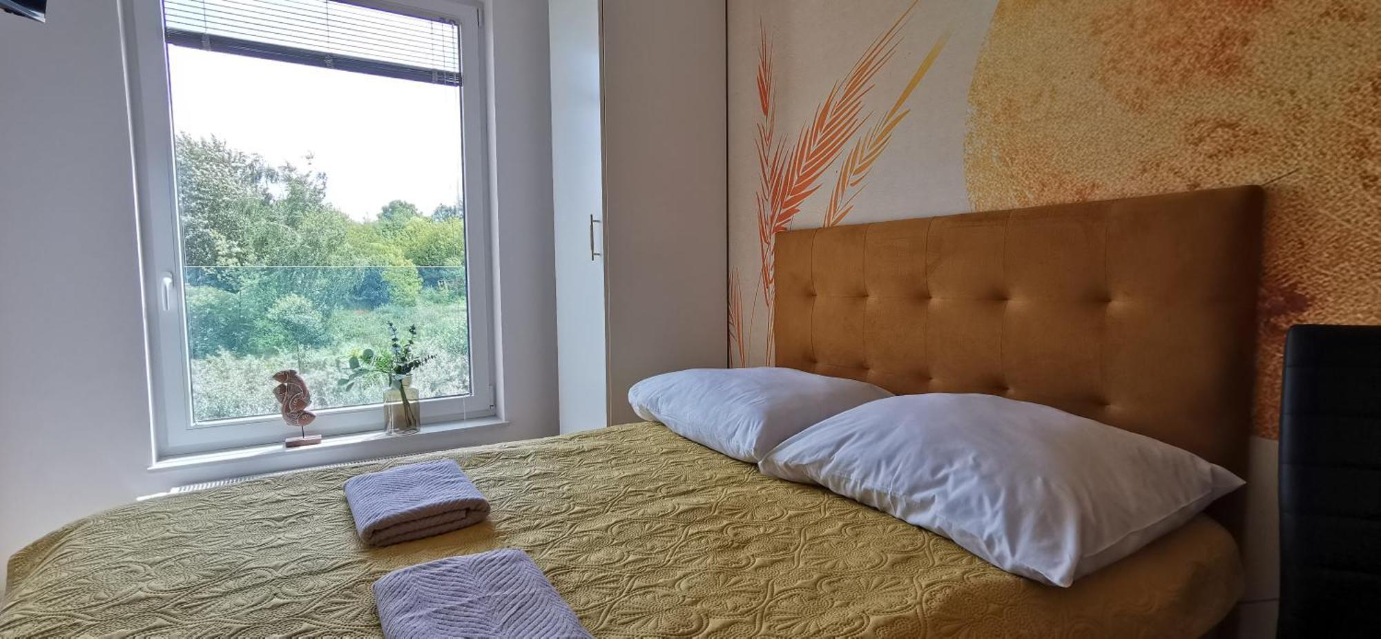 Apartament Flou 81, Parking & 700m Plaza *