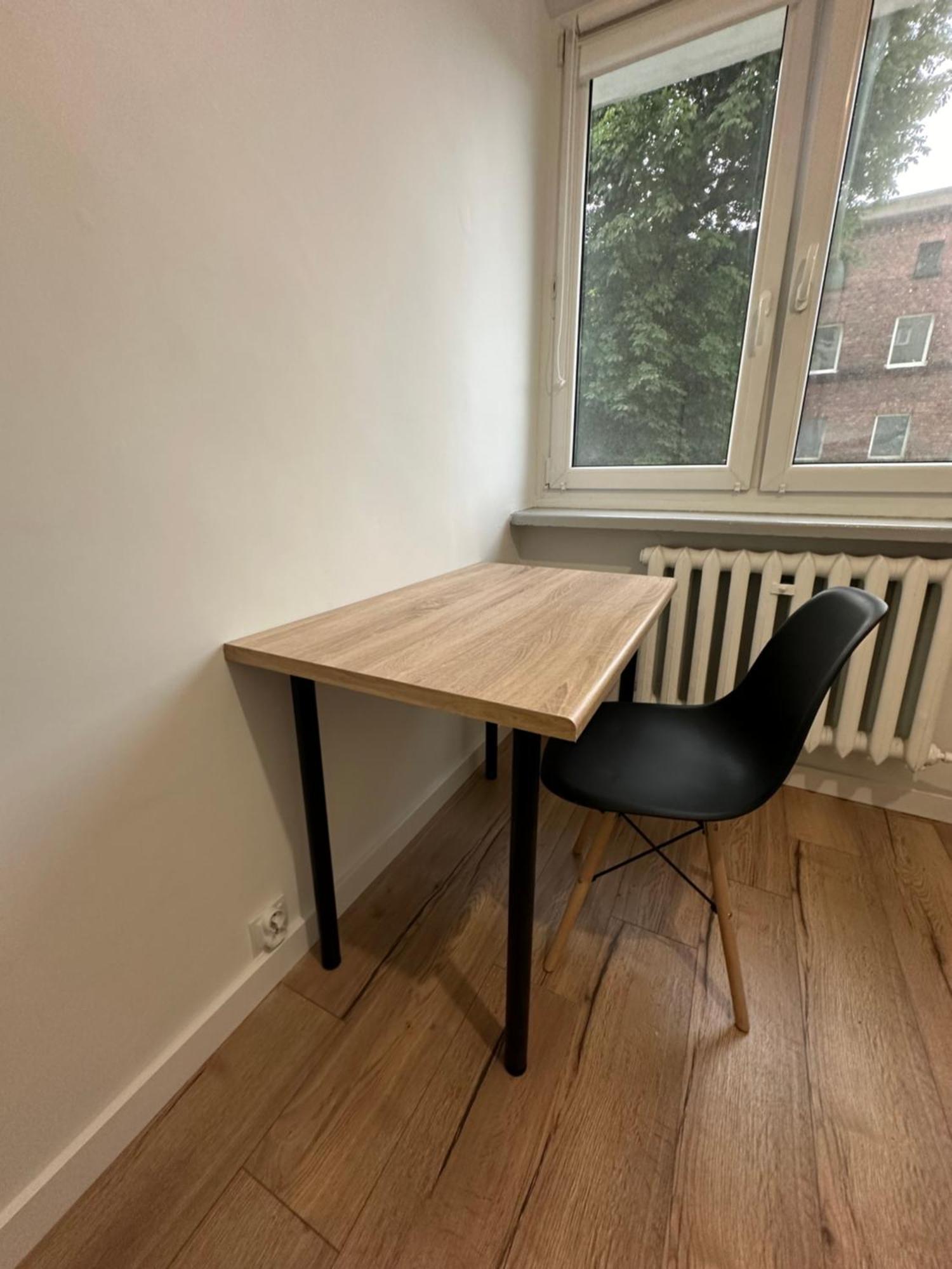 Guest house Rooms4less *