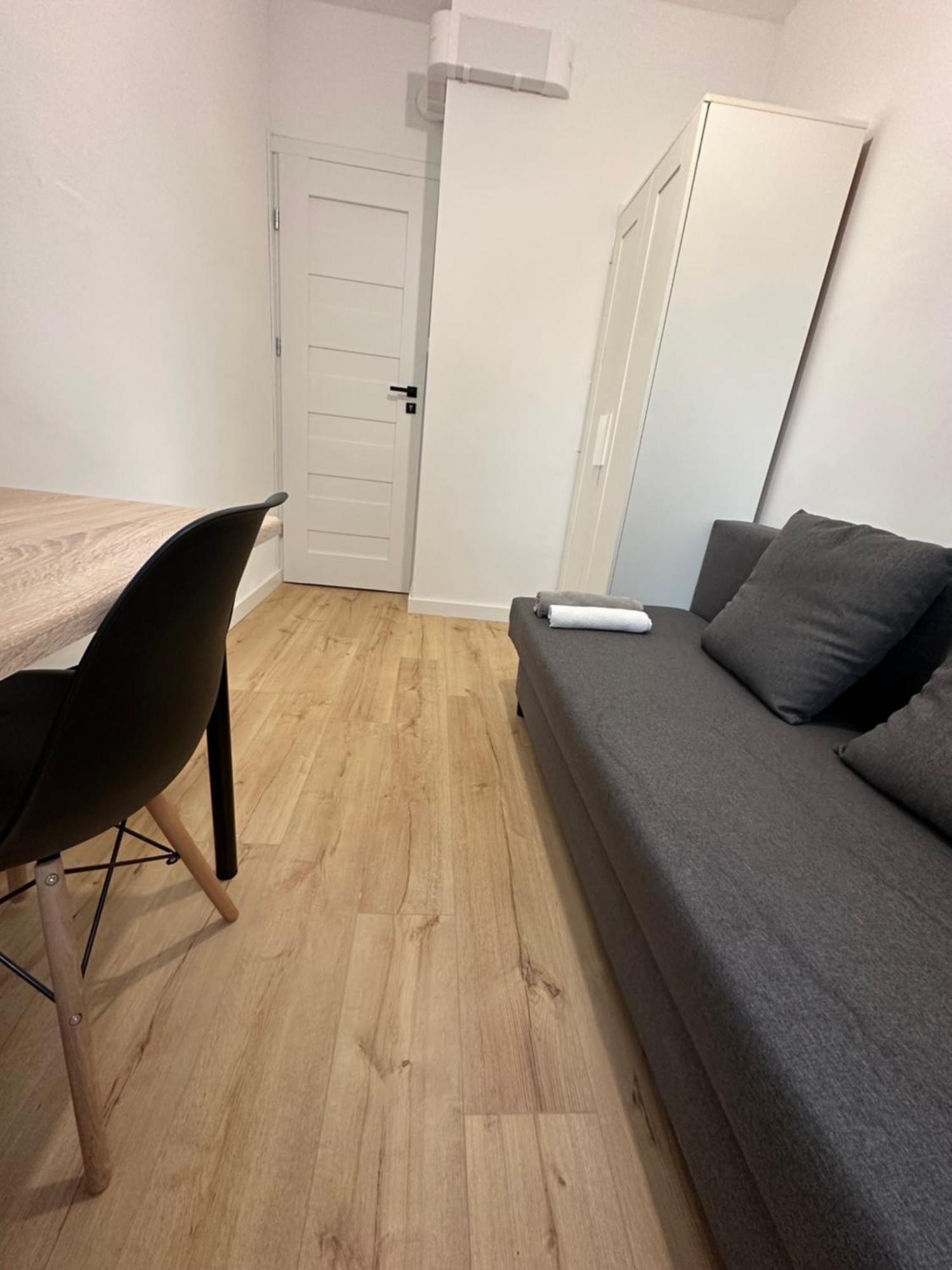 Guest house Rooms4less
