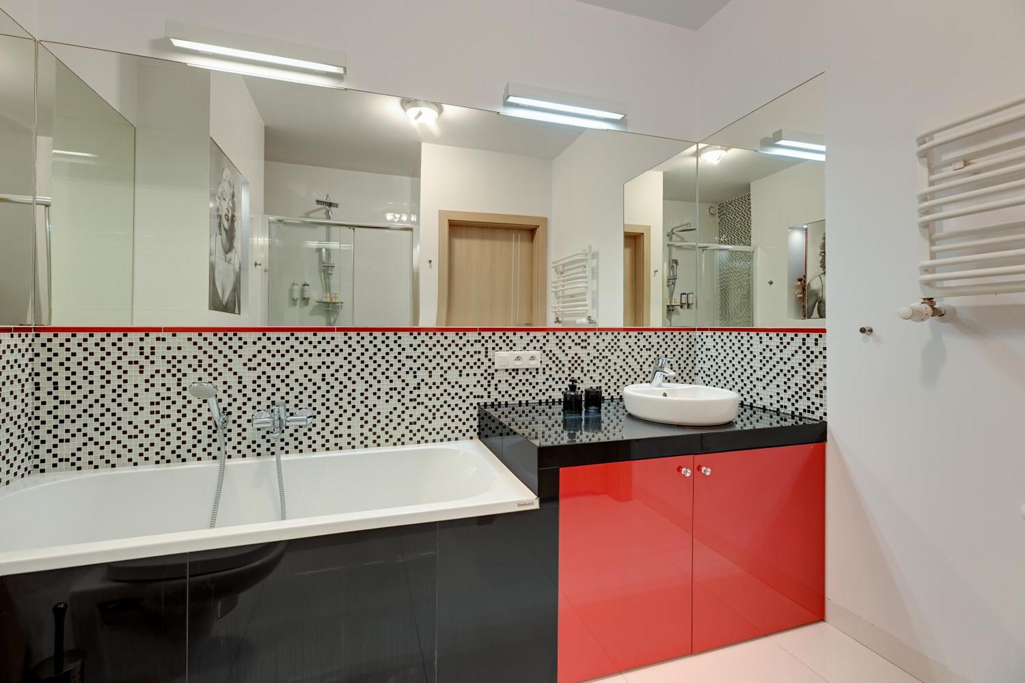 Waterlane Spa By Blue Mandarin *