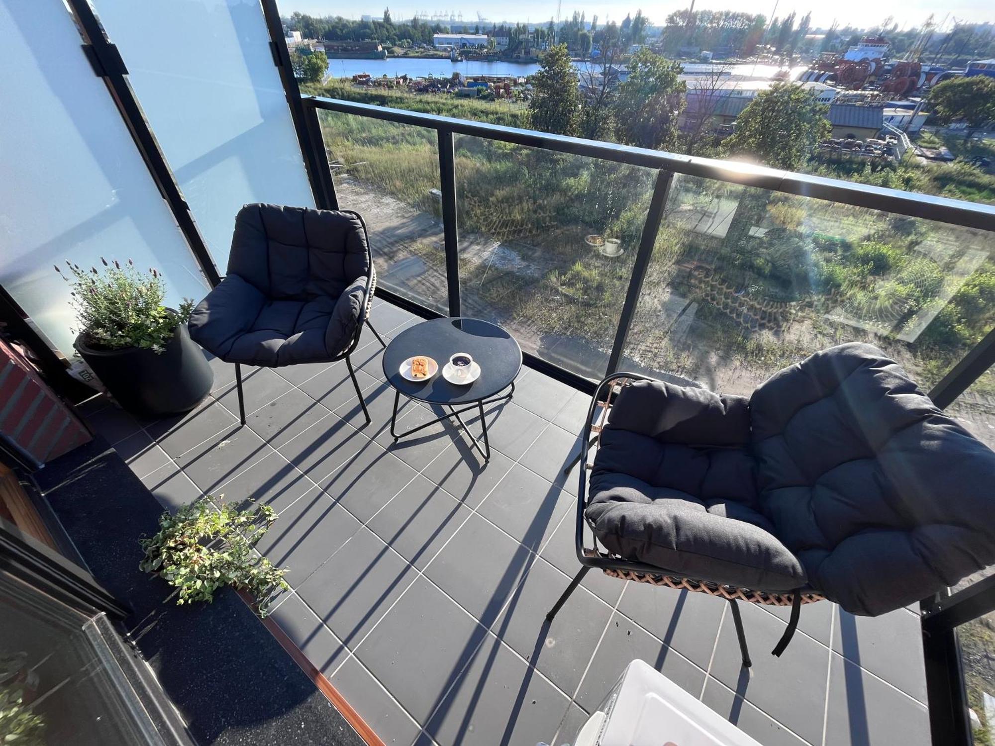 Leo Old Town Apartment- Airconditioning, Sauna, Gym, Kids'play * Gdańsk