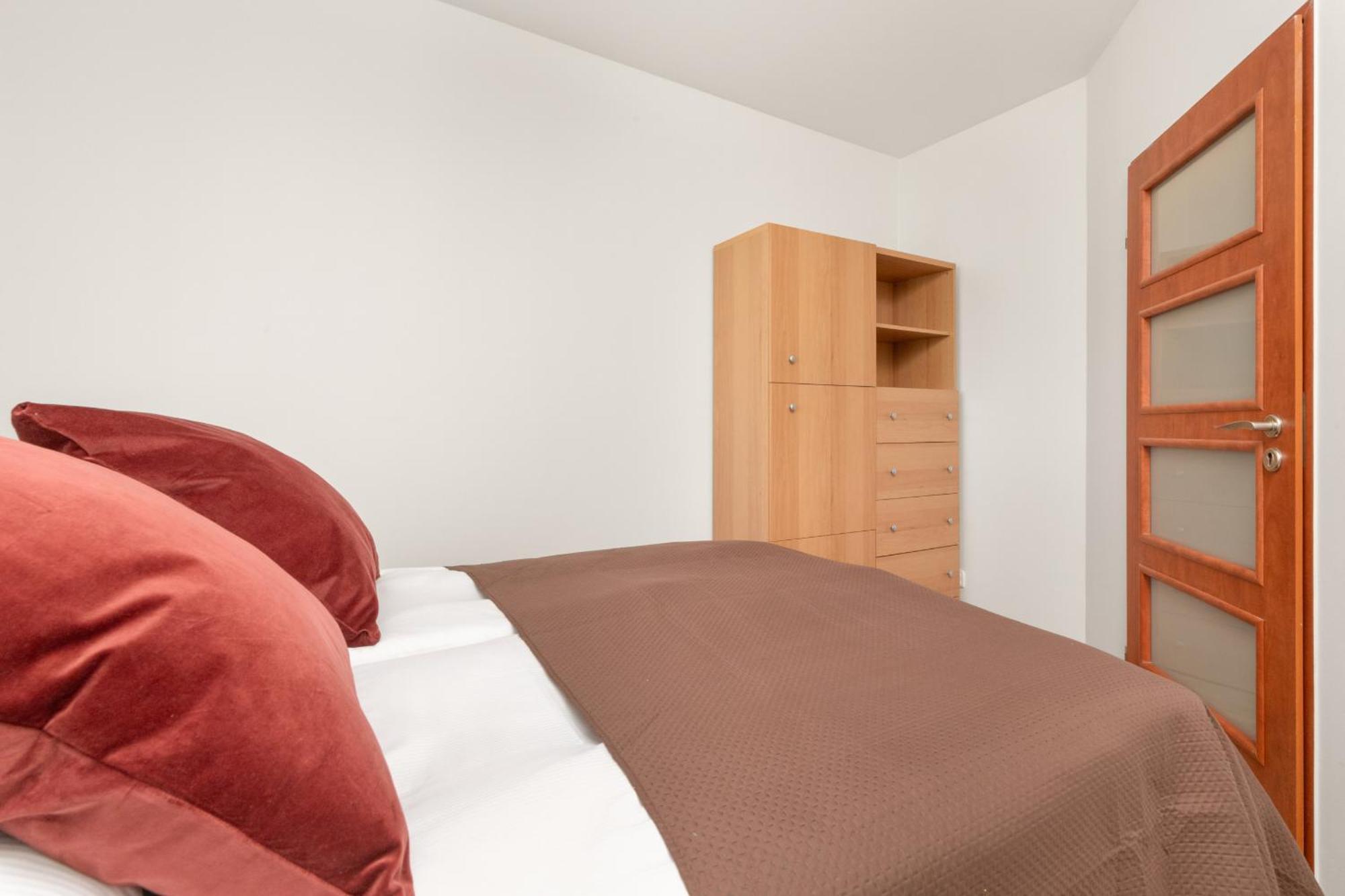 Sloneczny I Przestronny W Gdansku Z Wanna I Umeblowanym Tarasem By Renters