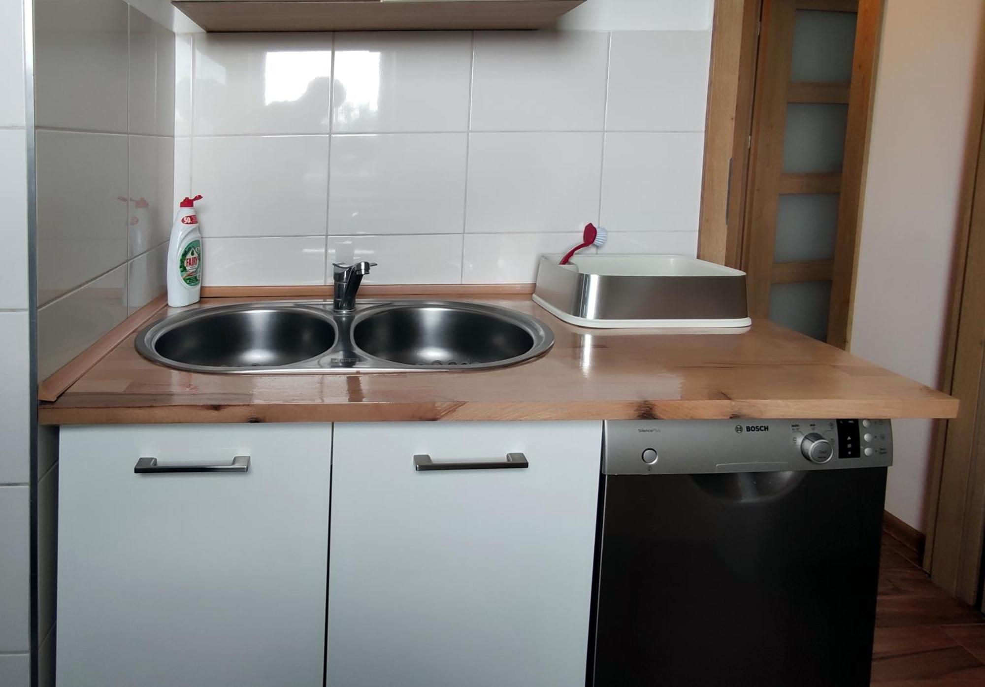 Mieszkanie Przy Arenie Apartment