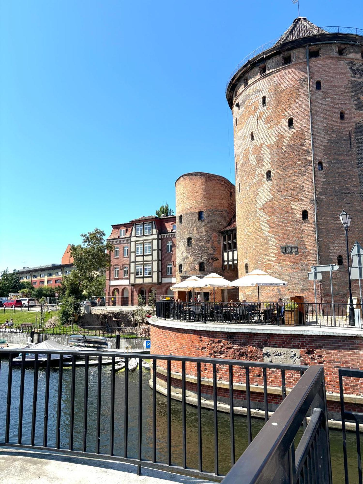 Huoneisto Eleven Long Gardens Old Town Center *