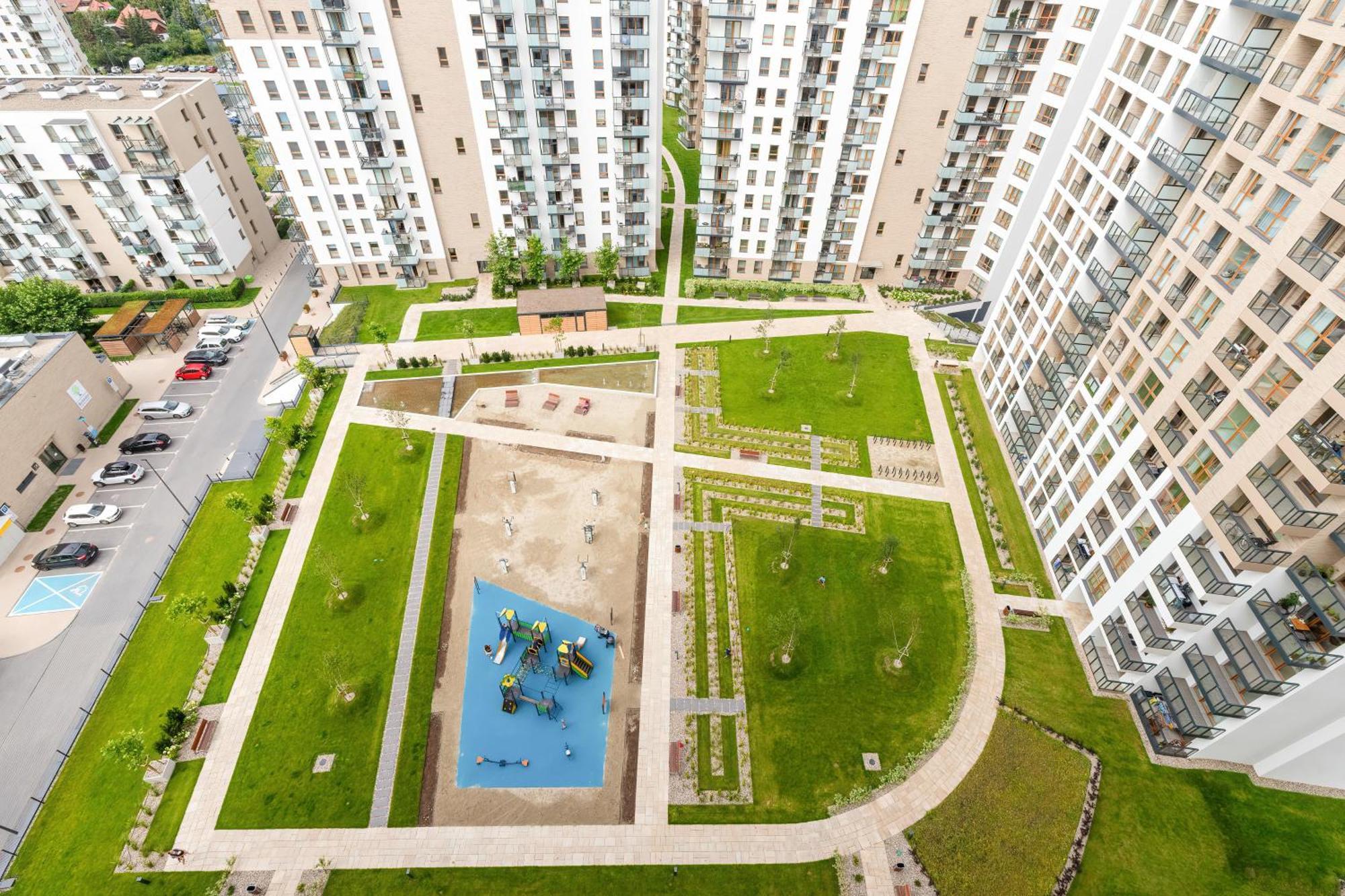 Lägenhet Nowa Letnica Comfortable With Balcony & Parking By Renters *
