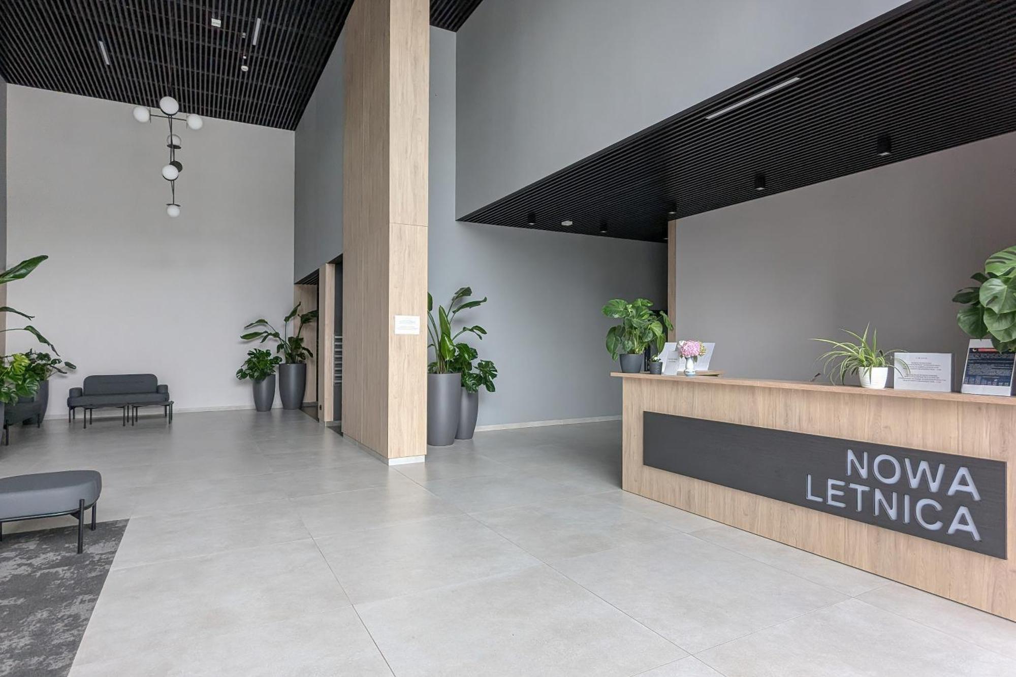 Lägenhet Nowa Letnica Comfortable With Balcony & Parking By Renters Gdańsk