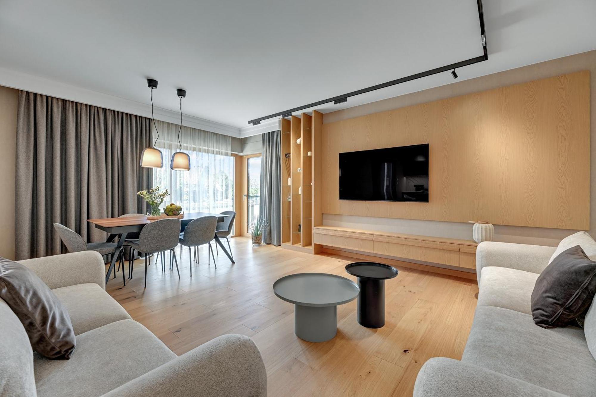Nadmotlawie Estate Gym, Sauna & Parking By Downtown Lejlighed