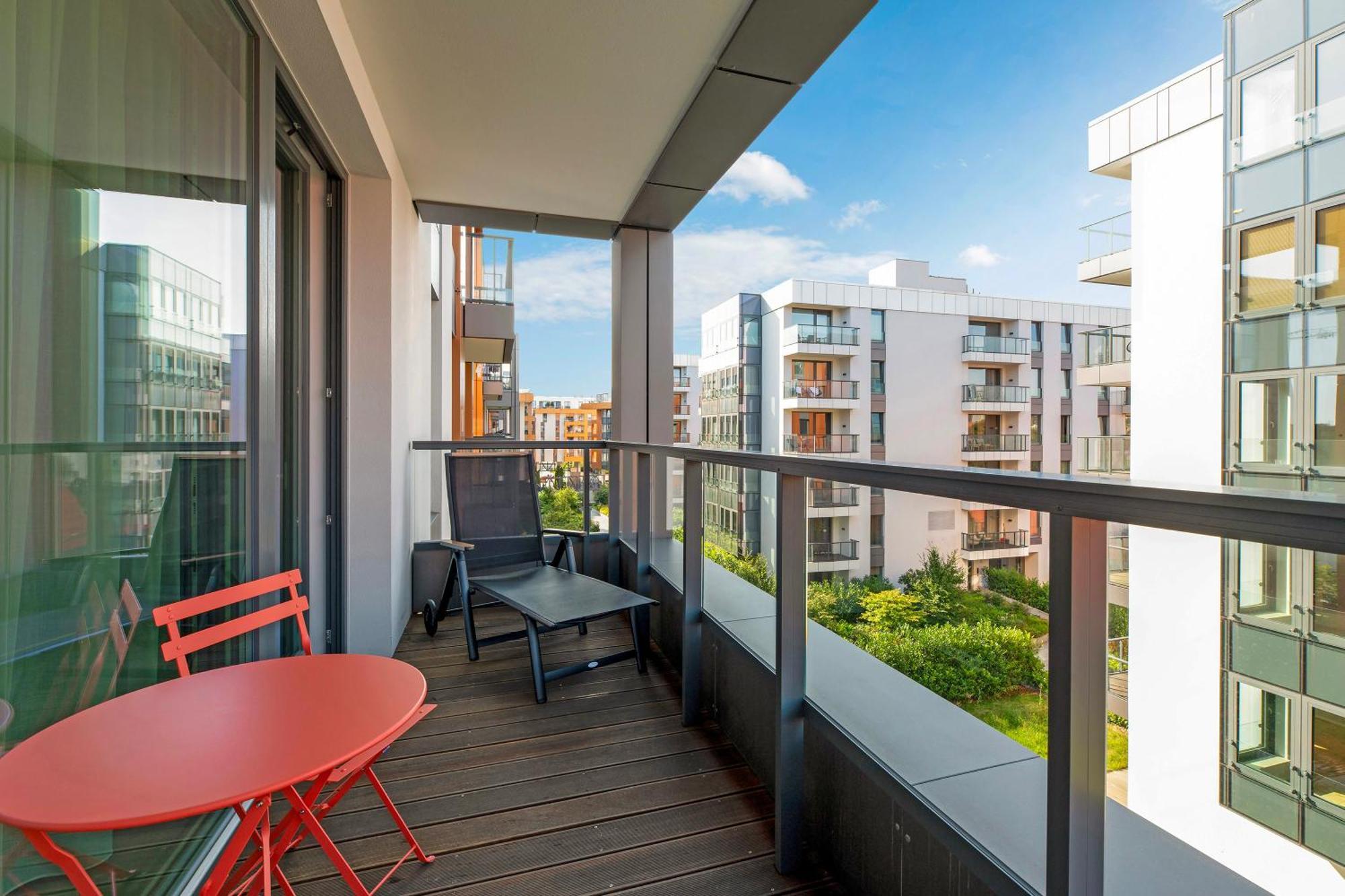 Brabank Riverside - Sauna, Business & Gym By Downtown Apartment