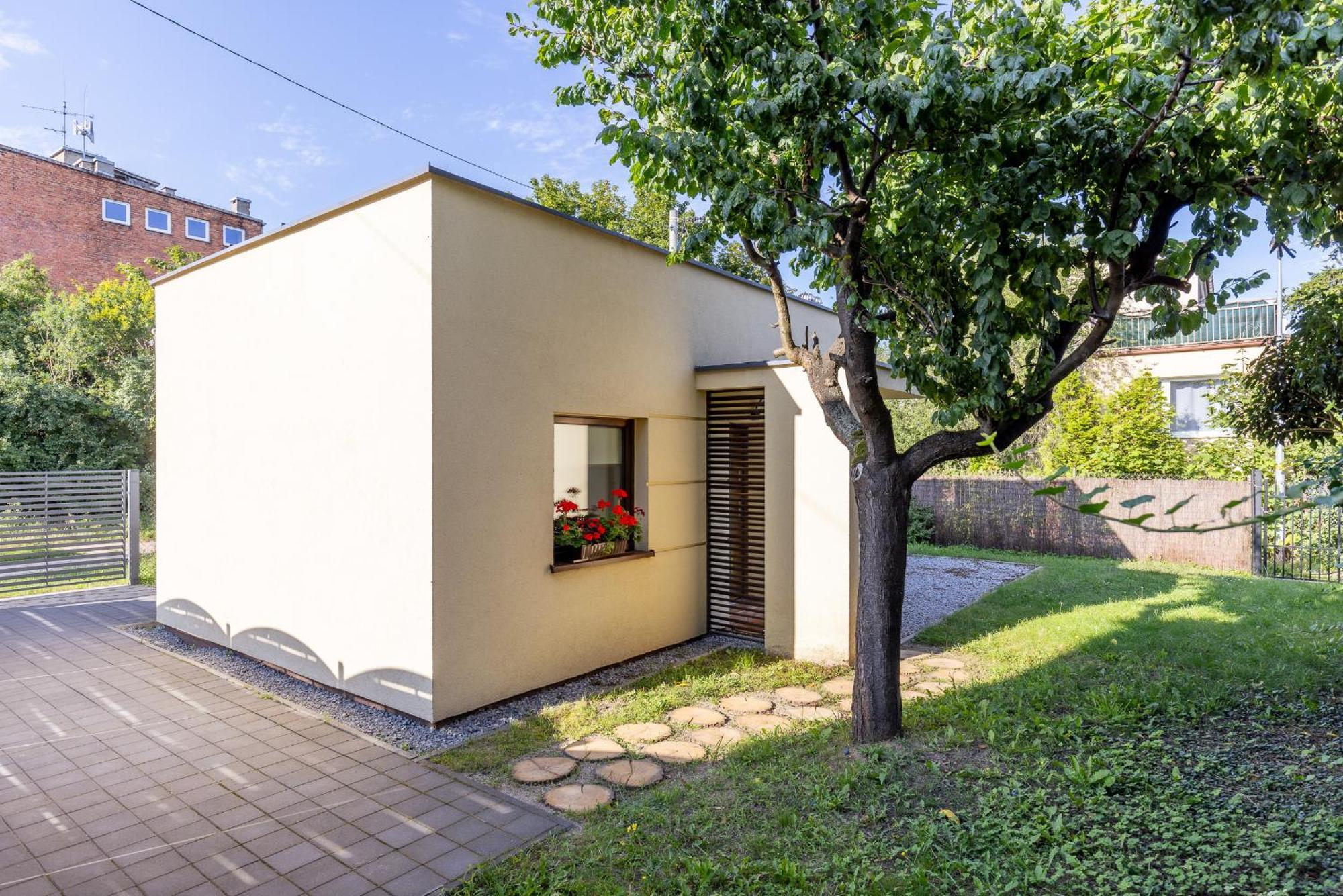 Apartment Plumtree