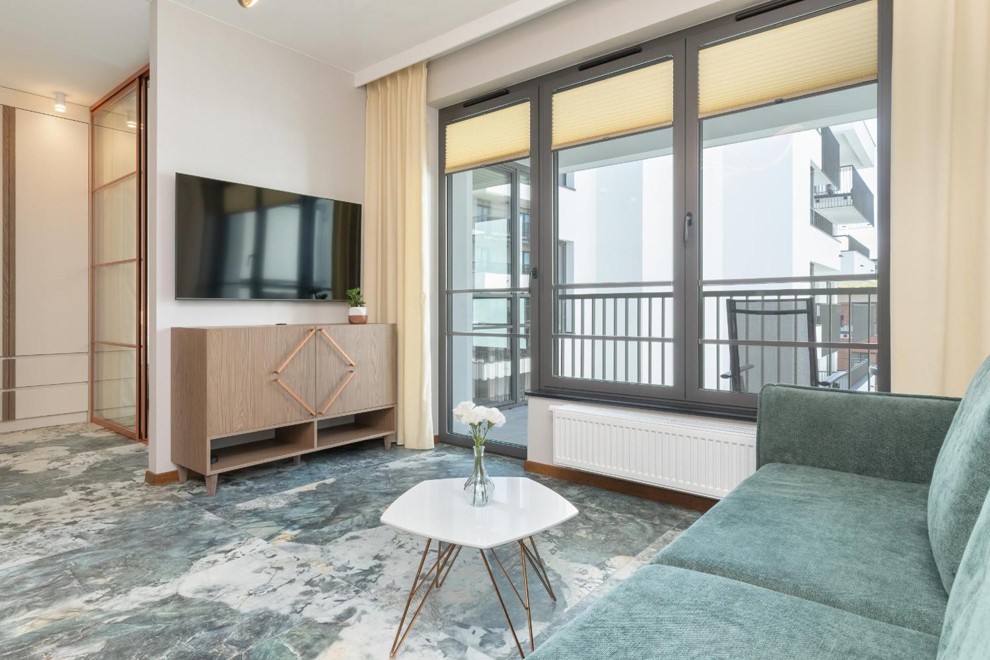 Stylowe Apartmenty Z Parkingiem W Cenie W Gdansku Centrum By Renters Apartment