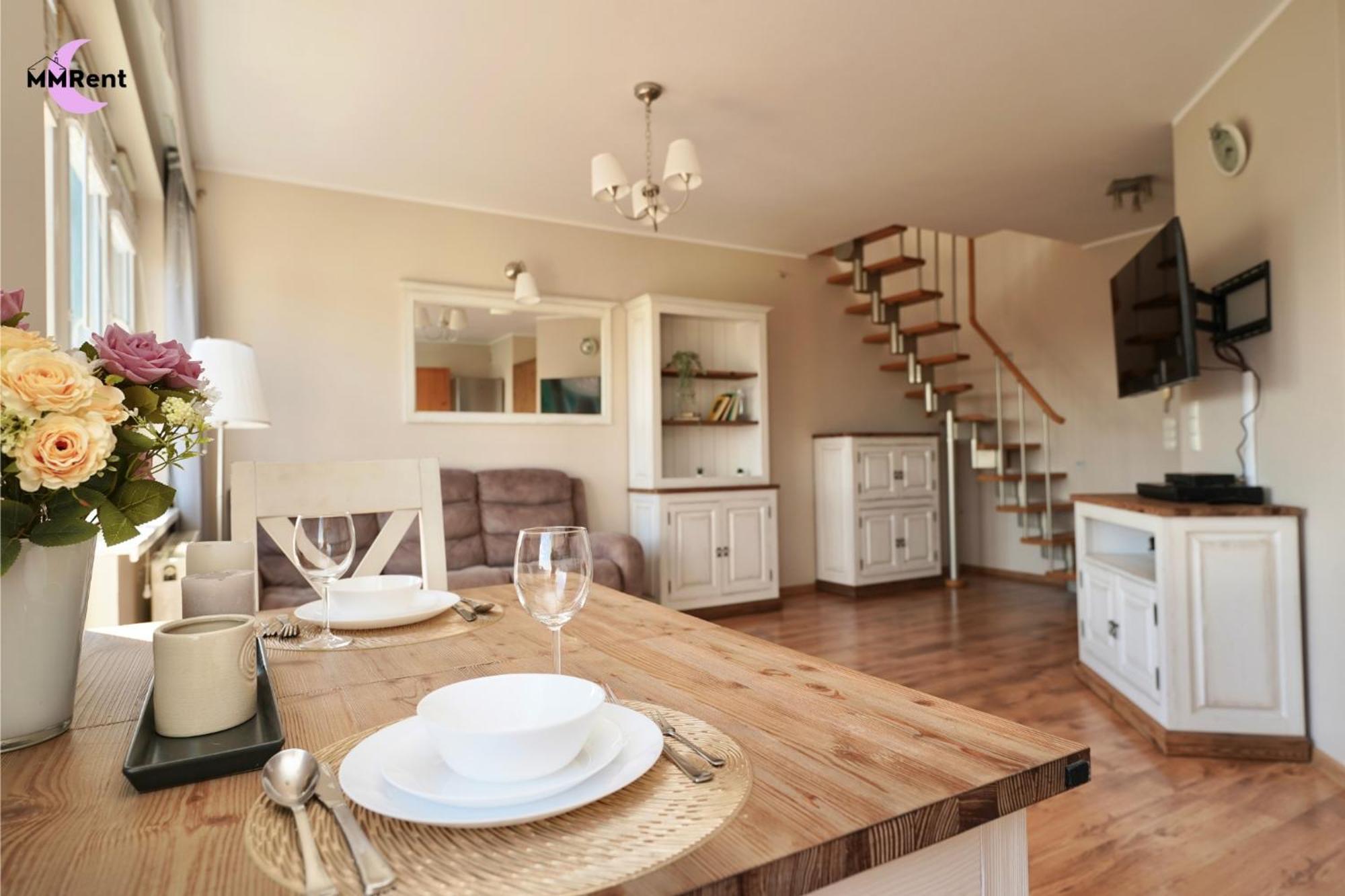 Mmrent Two-story Apartment *