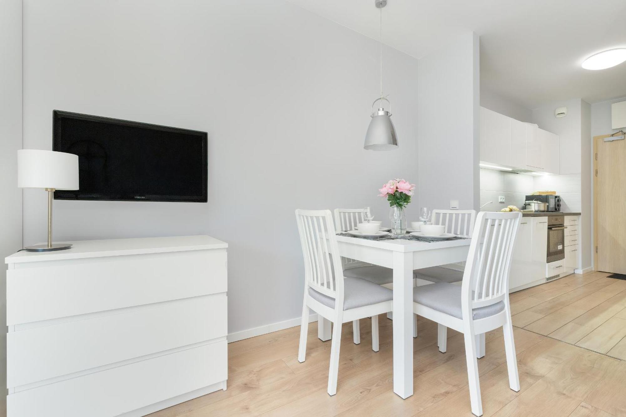 Przytulne Z Balkonem & Parkingiem By Rent Like Apartment *