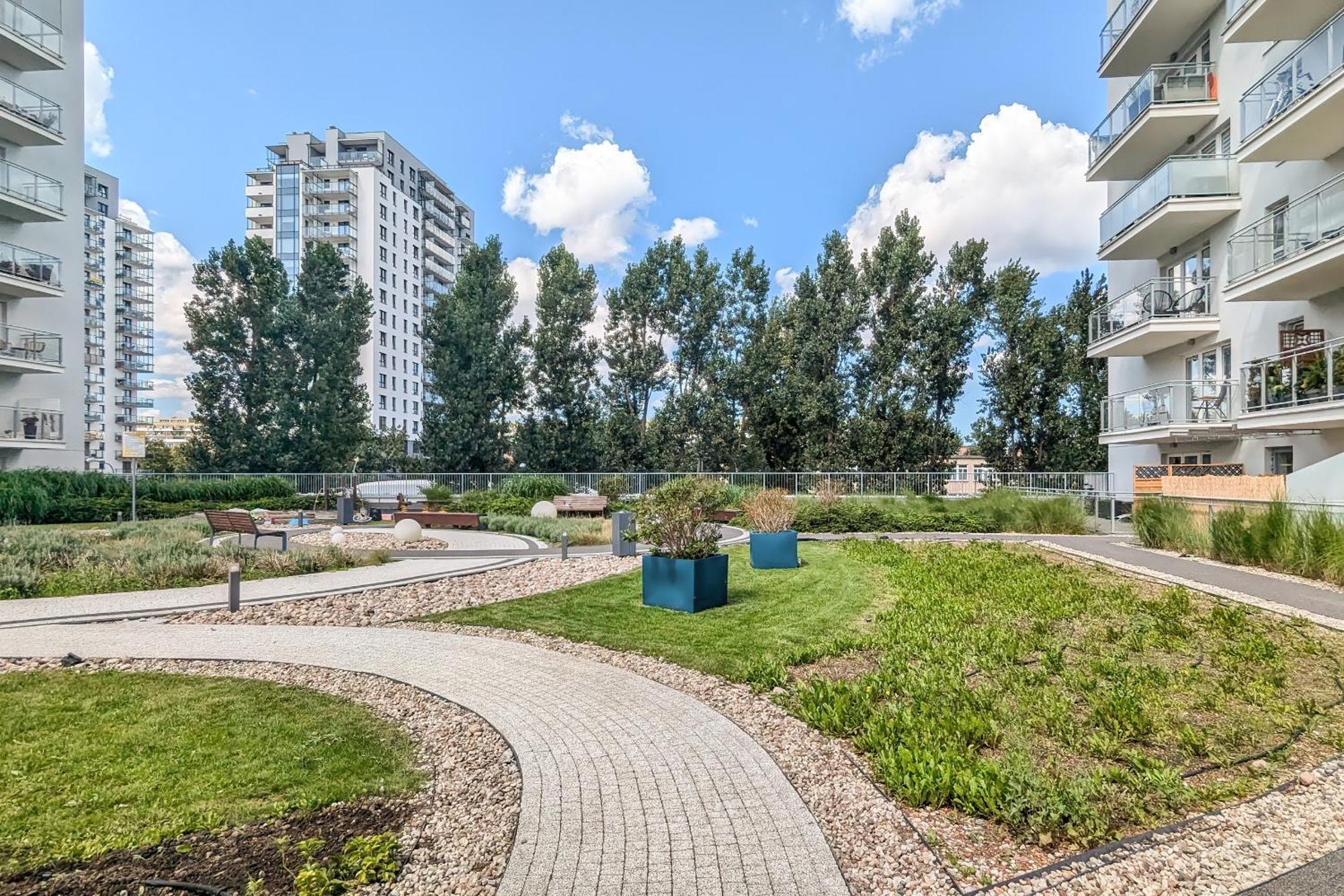 Przytulne Z Balkonem & Parkingiem By Rent Like Apartment *