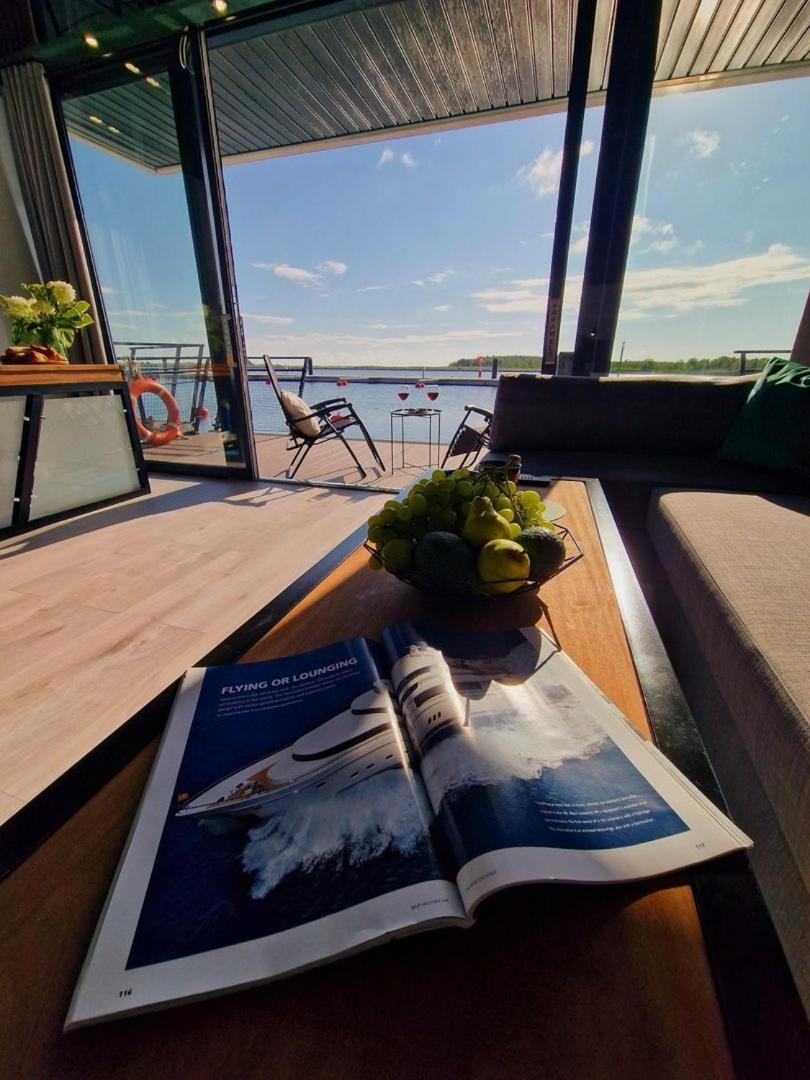 Houseboat - Dom Na Wodzie - Karawela Apartamento Gdańsk