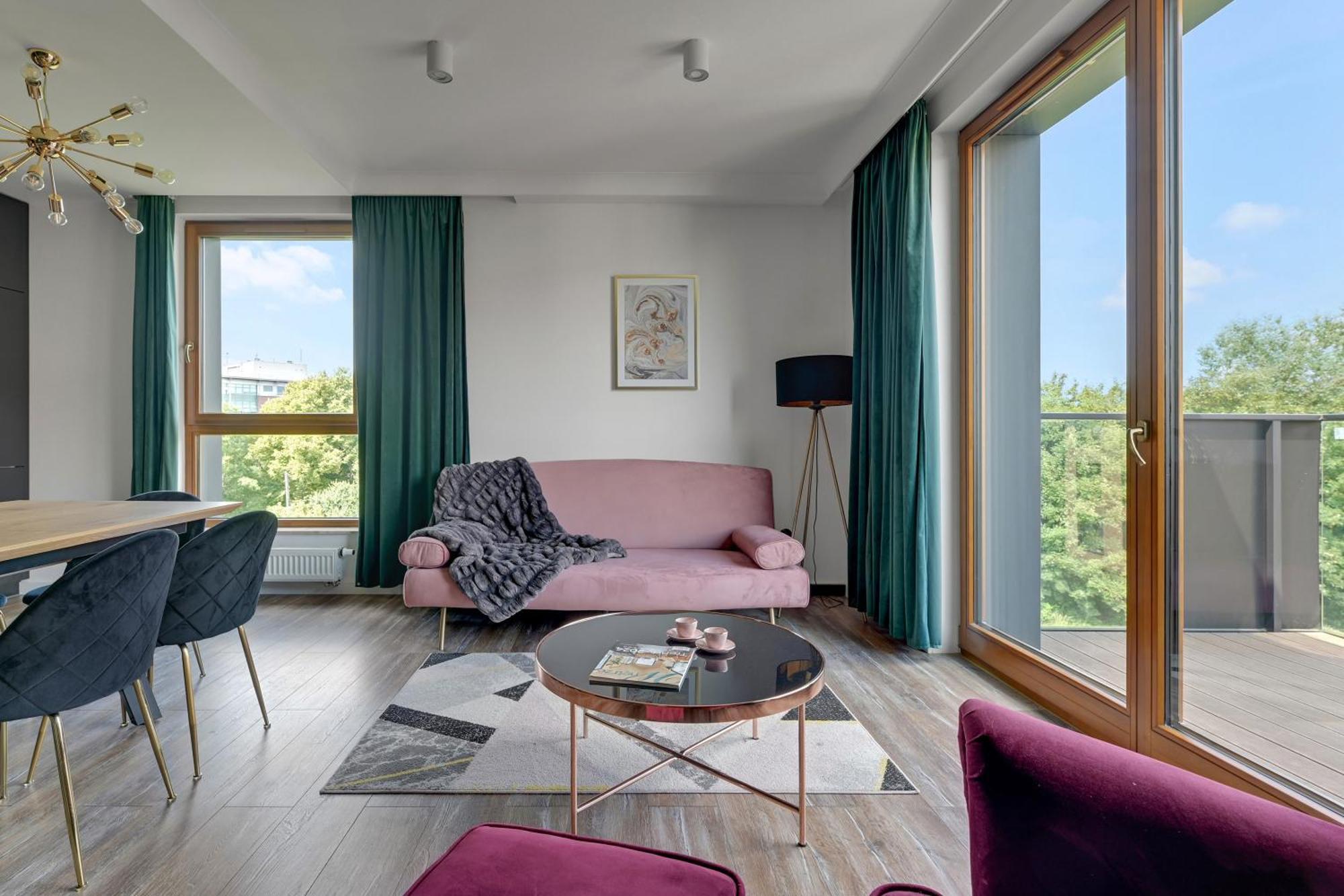 Apartment Front Park With Parking By Lion Gdansk