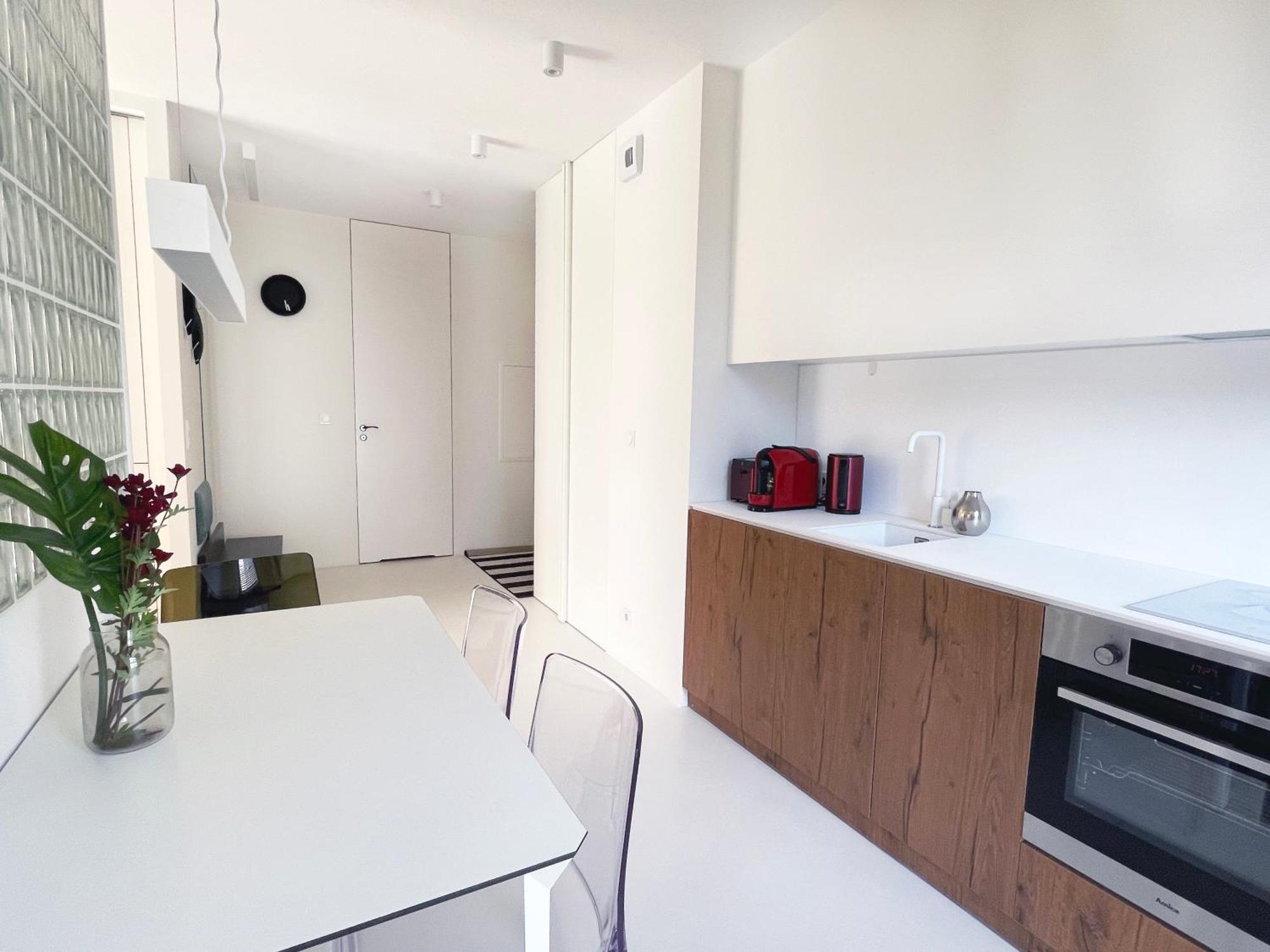 Apartment Garden Z Garazem *