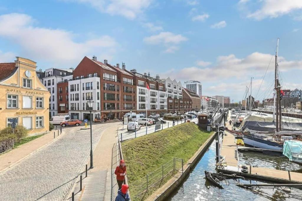 Urbannest Szafarnia 8 *