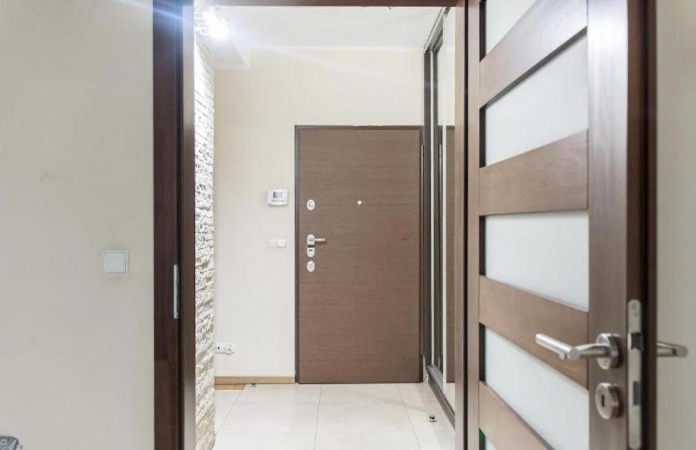 Urbannest Szafarnia 8 *