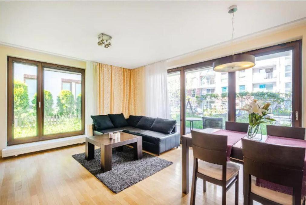 Apartment Urbannest Szafarnia 8