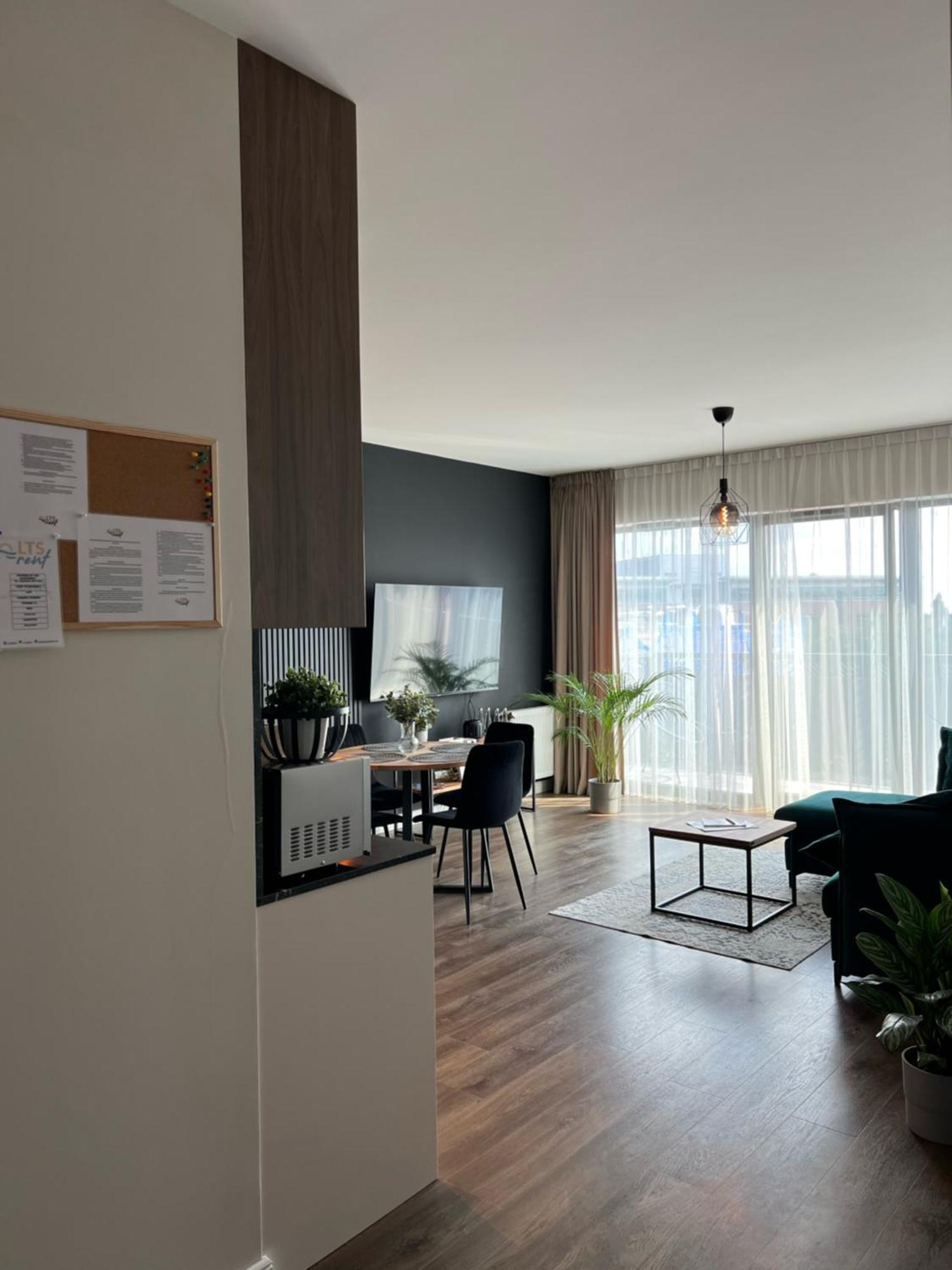 Lts Rent Luxury & Comfortable Lakowa Apartment *
