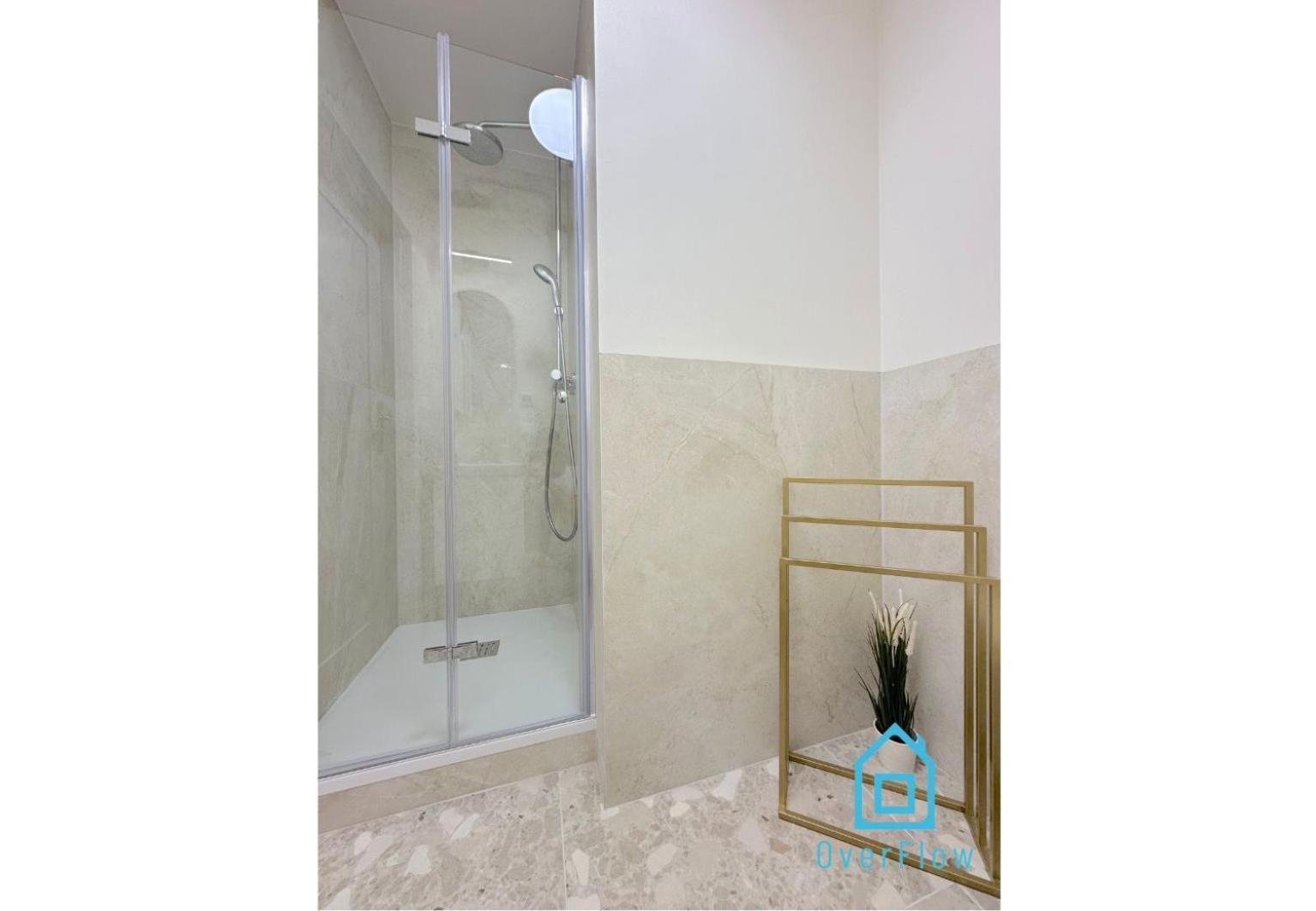Căn hộ Seredino Relax Apartment- Romantic Escape With A Bathtub In The Bedroom, 5 Minutes To Old Town & Seaside