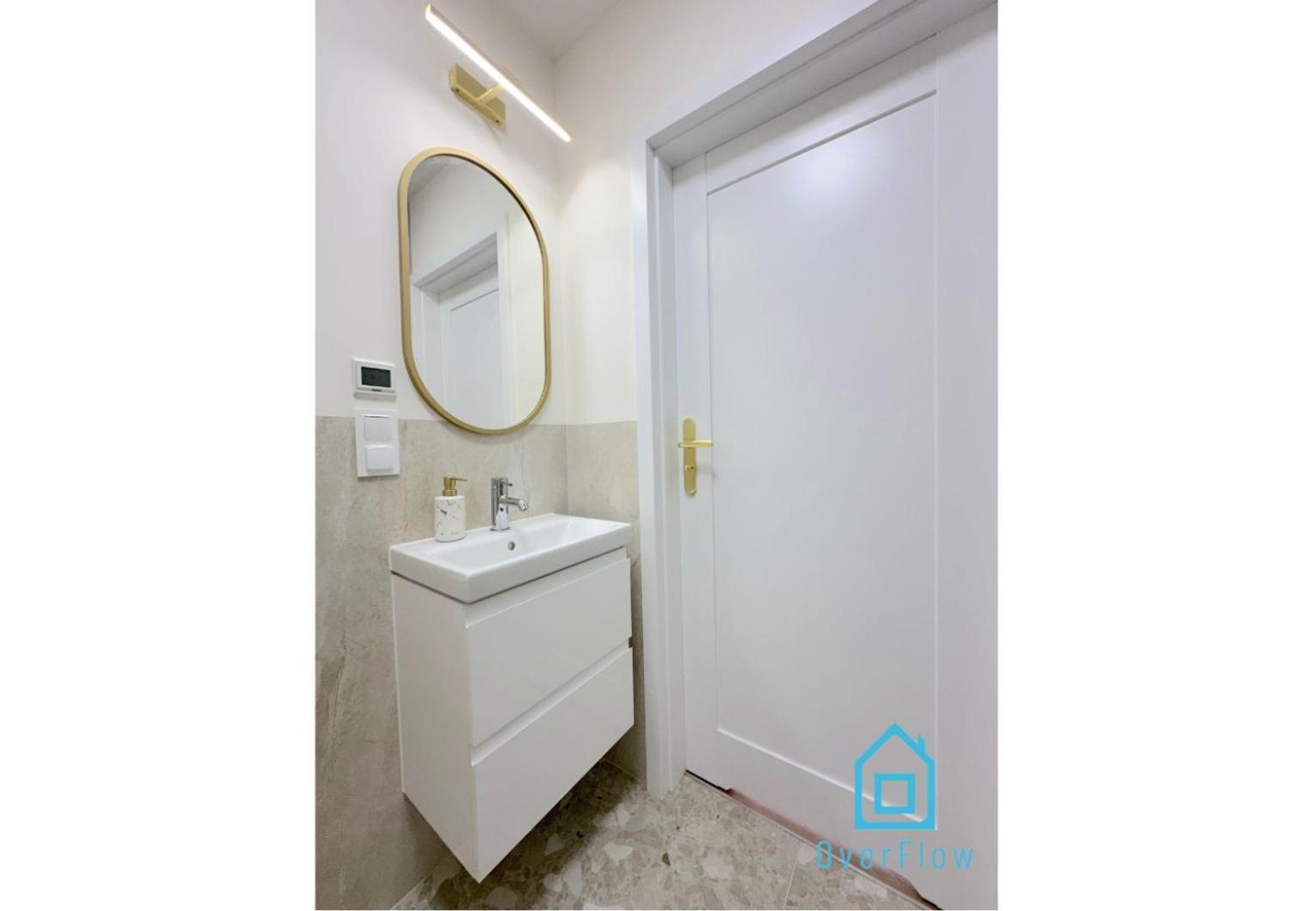 Căn hộ Seredino Relax Apartment- Romantic Escape With A Bathtub In The Bedroom, 5 Minutes To Old Town & Seaside *