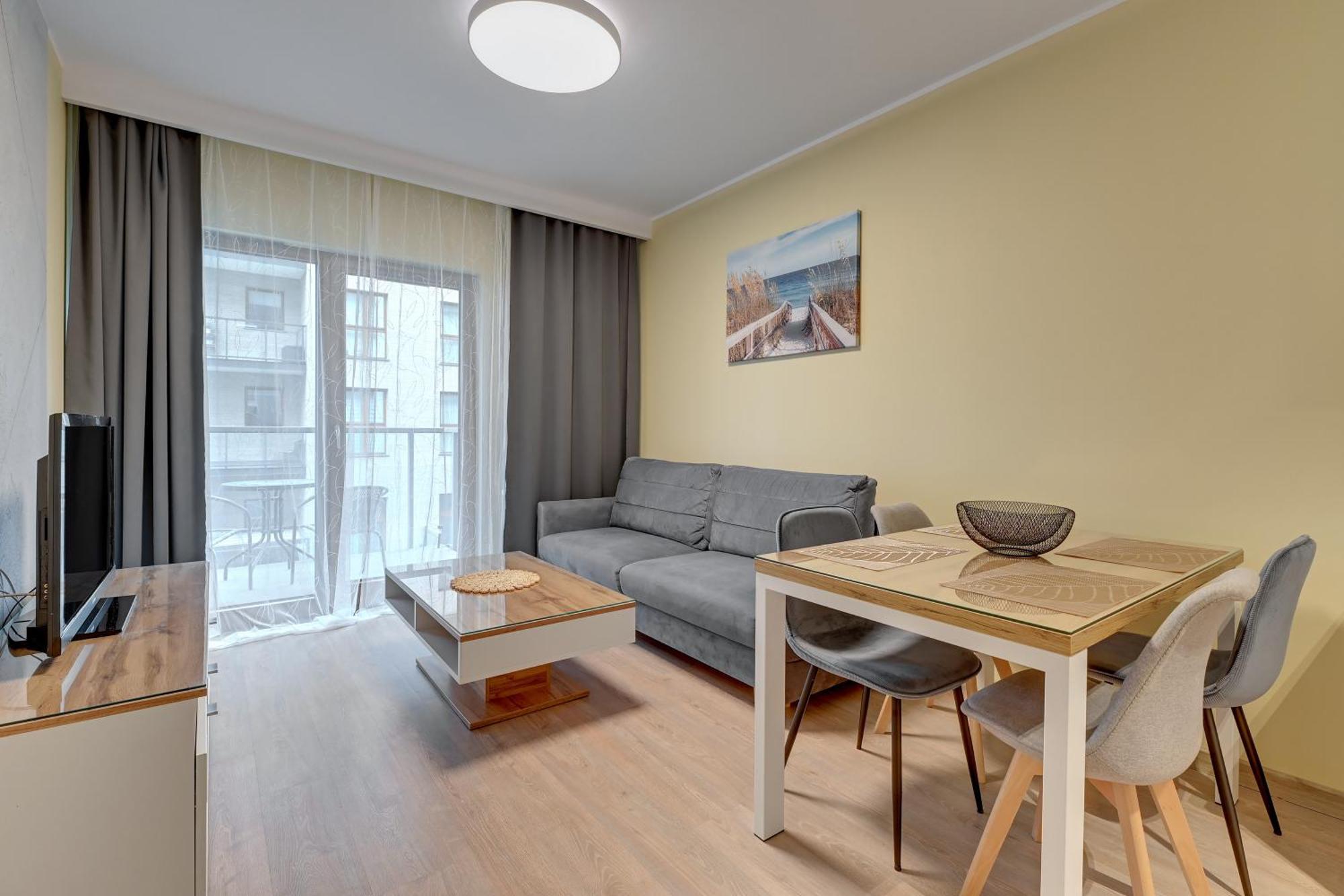 Apartment Zajezdnia Wrzeszcz Seaside & Parking By Downtown
