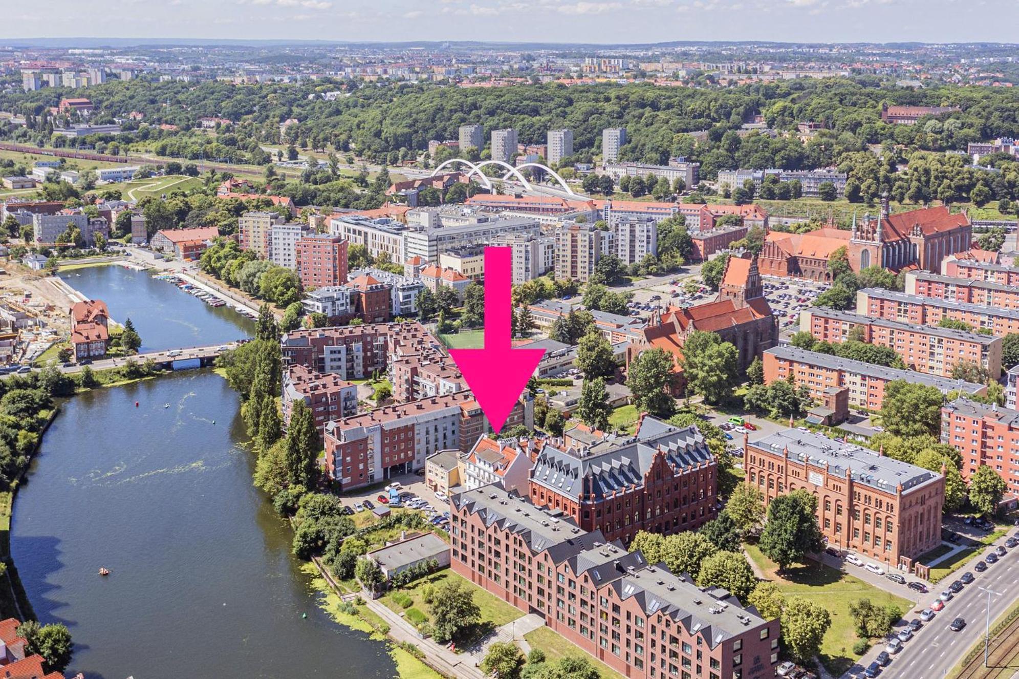 Hello Amazing River View 4 Bedrooms & Balcony Gdansk