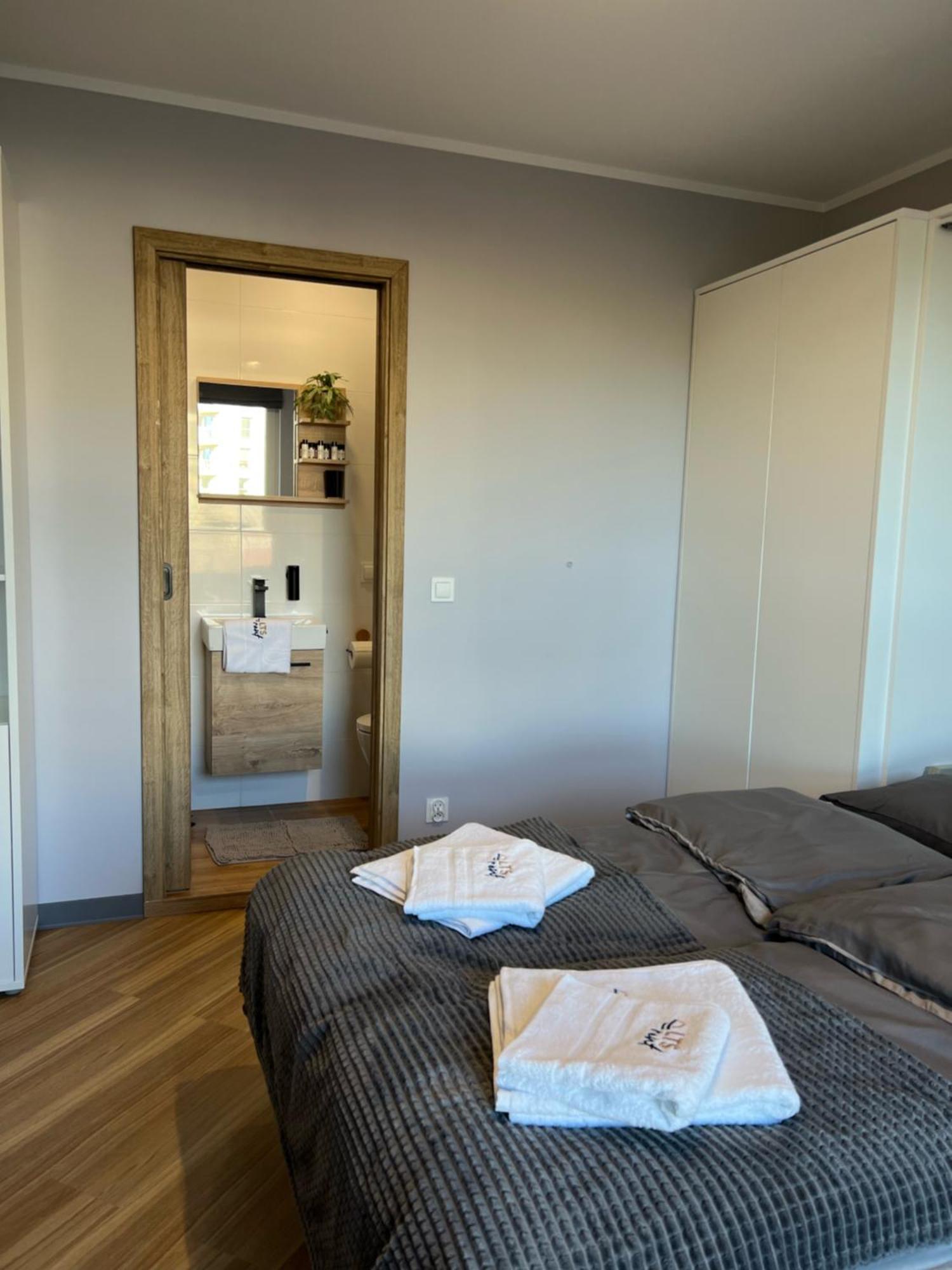 Lejlighed Lts Rent Luxury & Comfortable Letnica