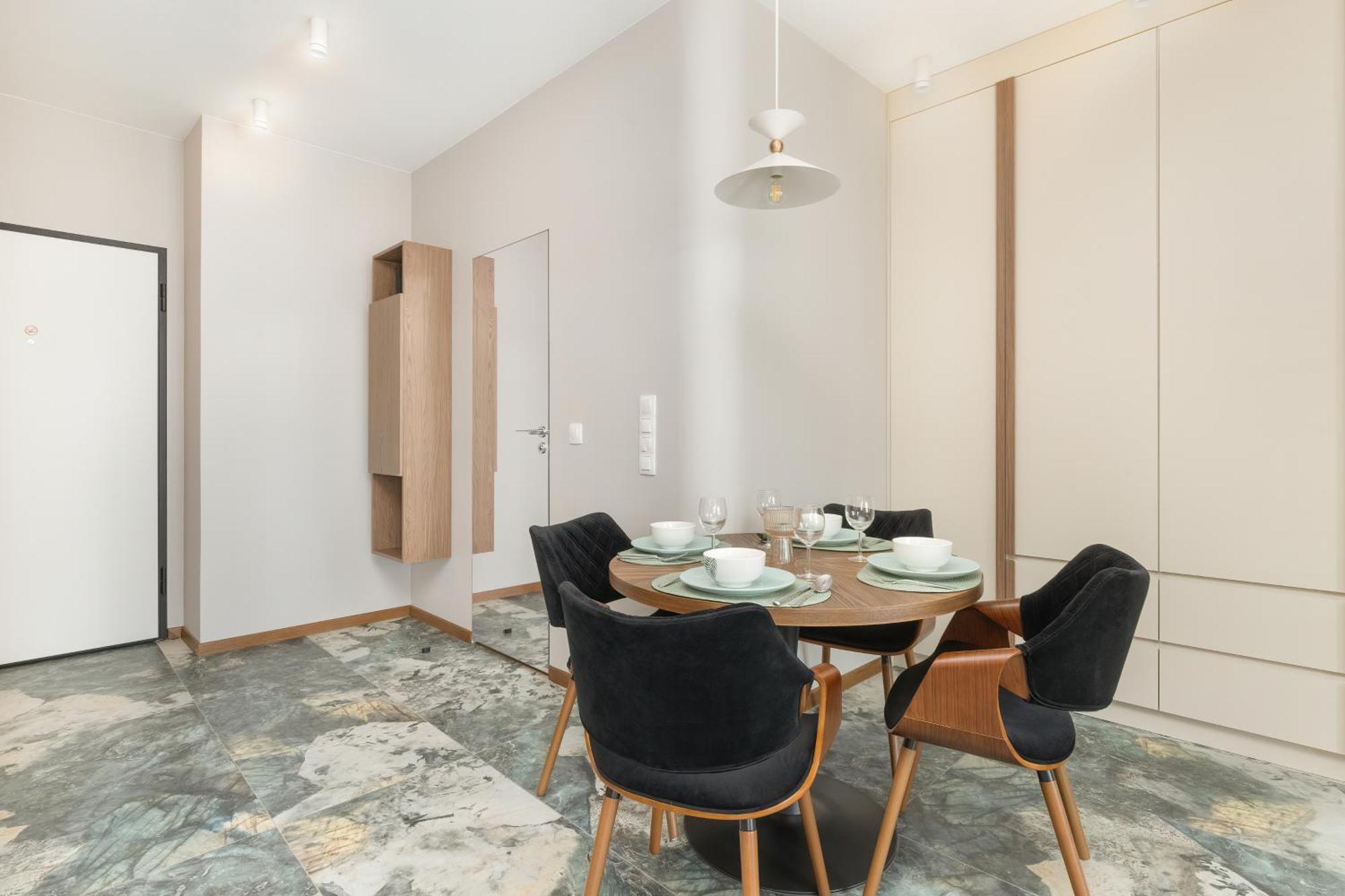 Stylowe Apartmenty Z Parkingiem Popieluszki W Gdansku By Renters Apartment Gdansk
