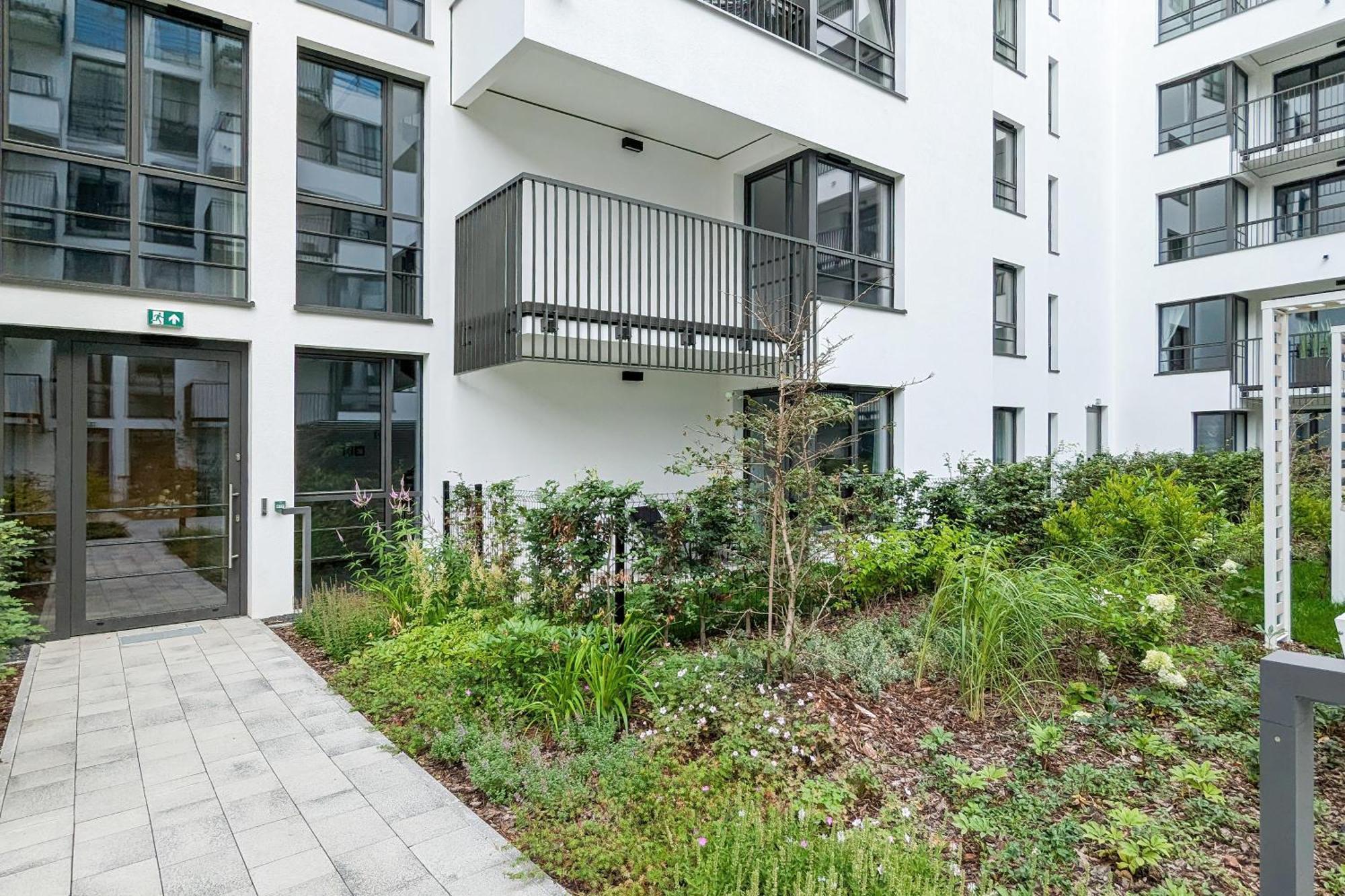 Apartment Stylowe Apartmenty Z Parkingiem Popieluszki W Gdansku By Renters Gdansk
