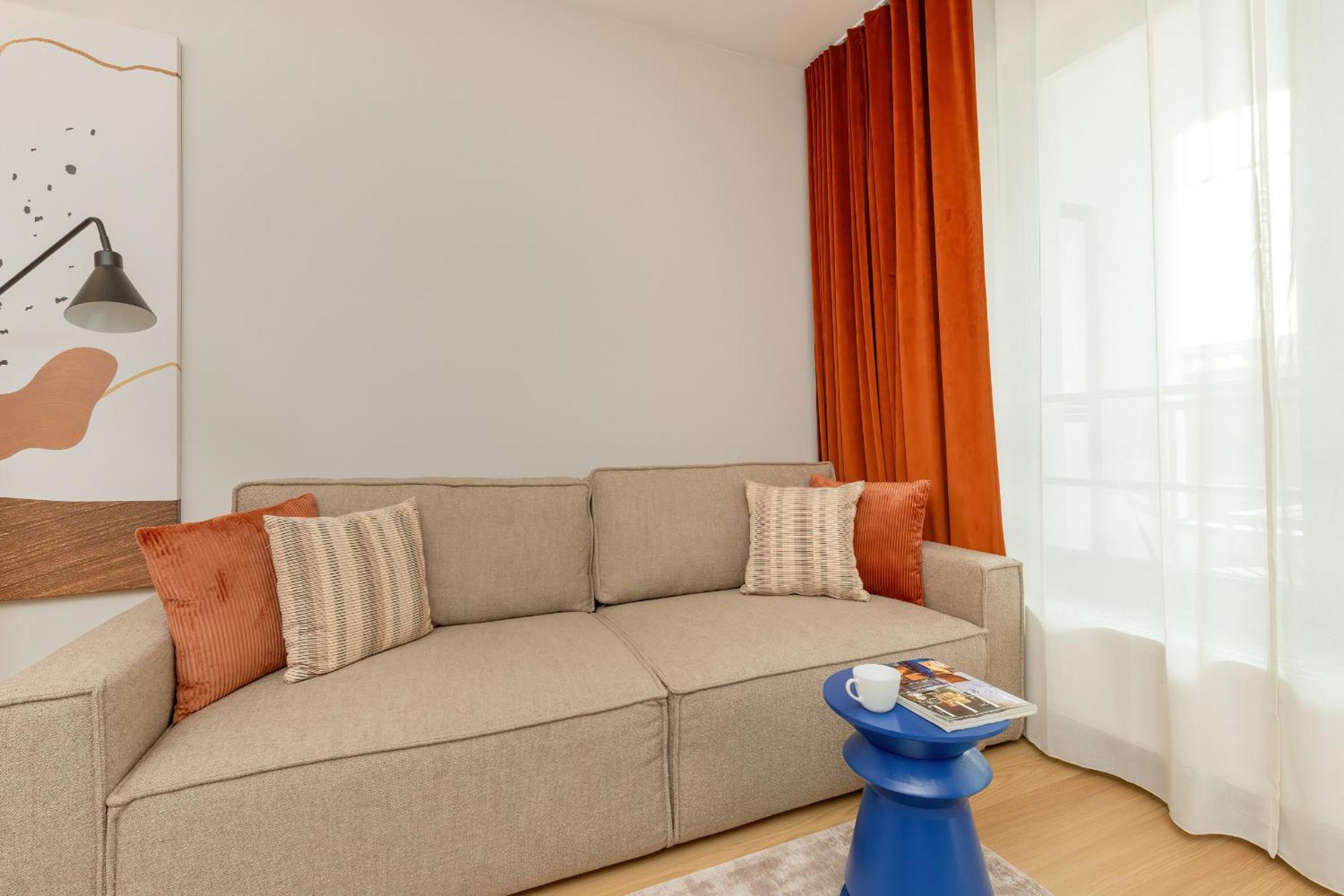 Stylowe Apartmenty Z Parkingiem Popieluszki W Gdansku By Renters Apartment *