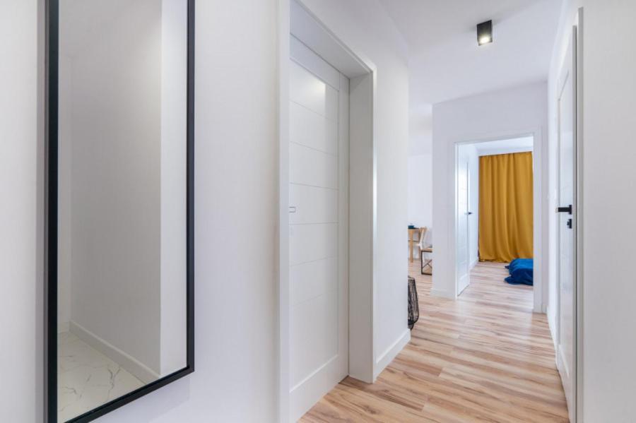Golden Apartment