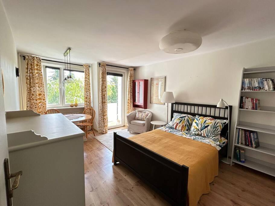 Sunny And Comfortable Double Bedroom * Gdansk