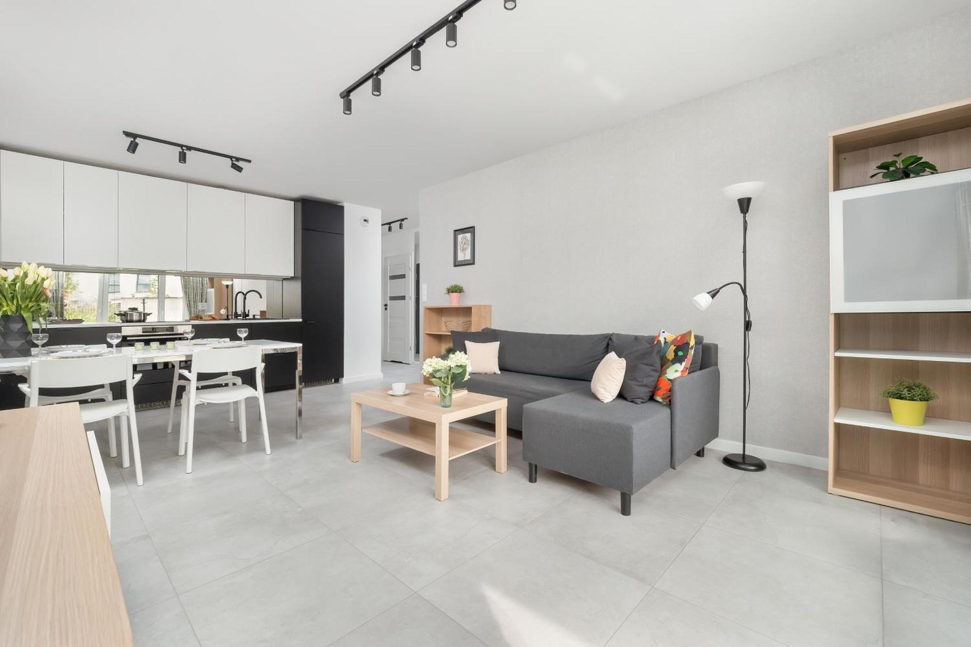 Sea And Stadium In Good Design With Parking & Garden By Rent Like *