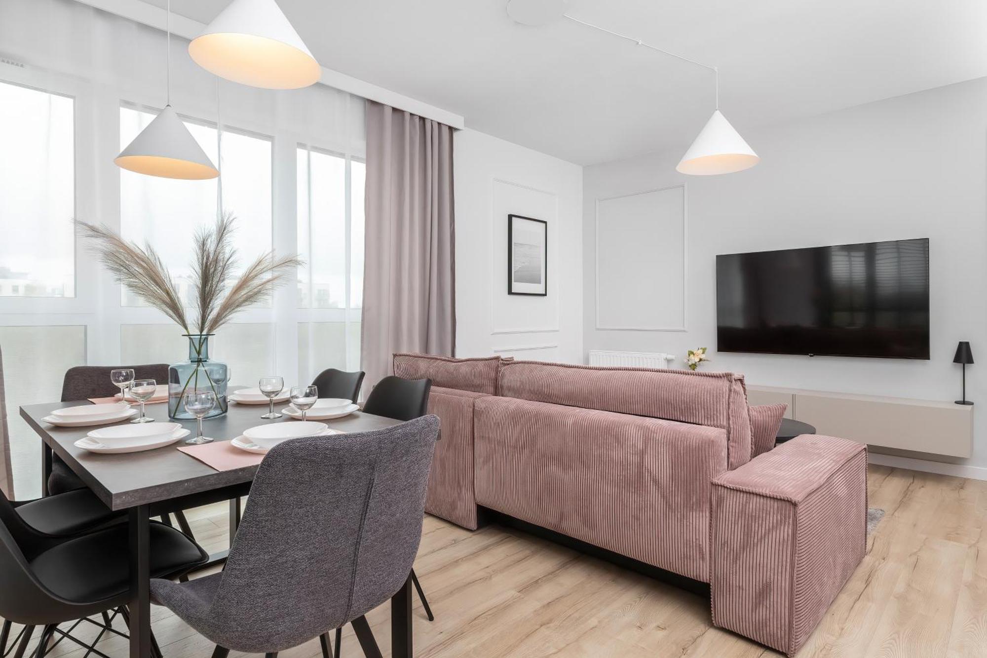 Bright & Modern With Parking Near Arena By Renters * Gdansk