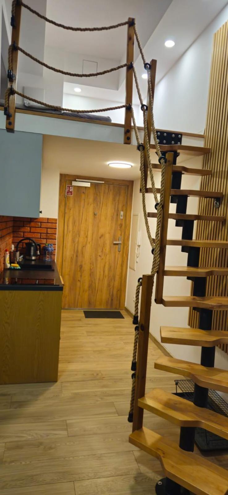 Walowa Apartment *