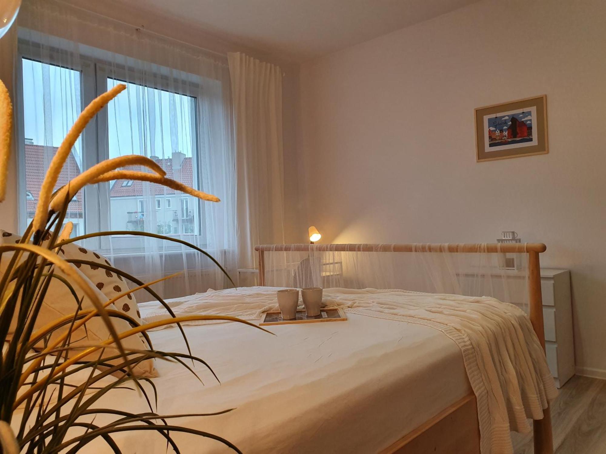 Mieszkanie Blisko Skwerku Apartment *