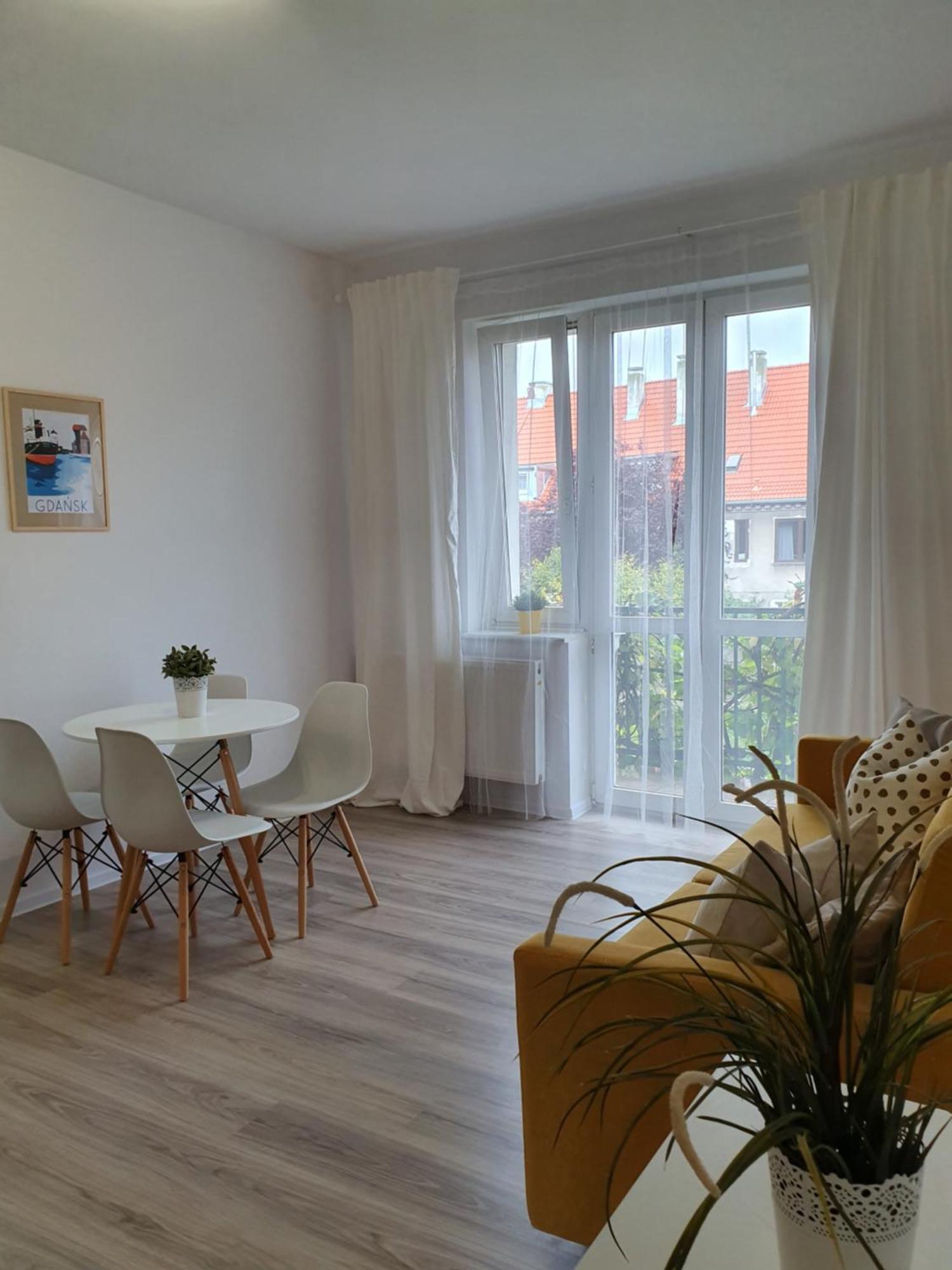 Mieszkanie Blisko Skwerku Apartment Gdansk