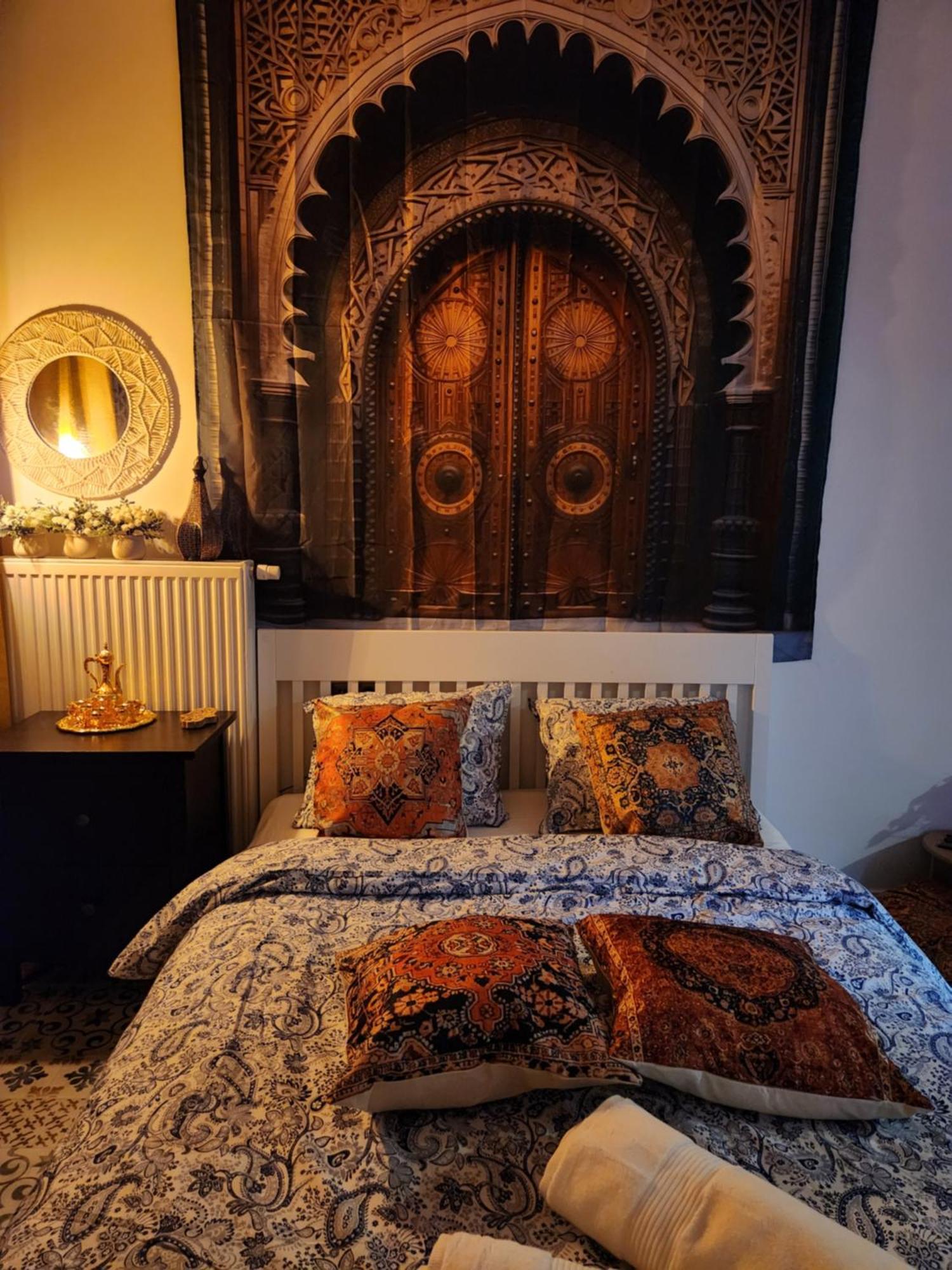 Chmielna Prestige With Luxury Jacuzzi And Sauna! Selected Also Feature A Massage Chair And Himalayan Salt With Color Therapy Salt Forest Apartment *