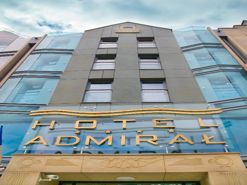 Admiral Hotel