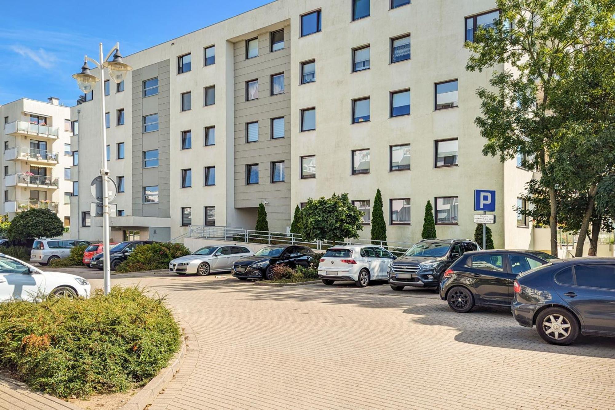 Nowoczesny W Spokojnej Okolicy Z Parkingiem By Rent Like *