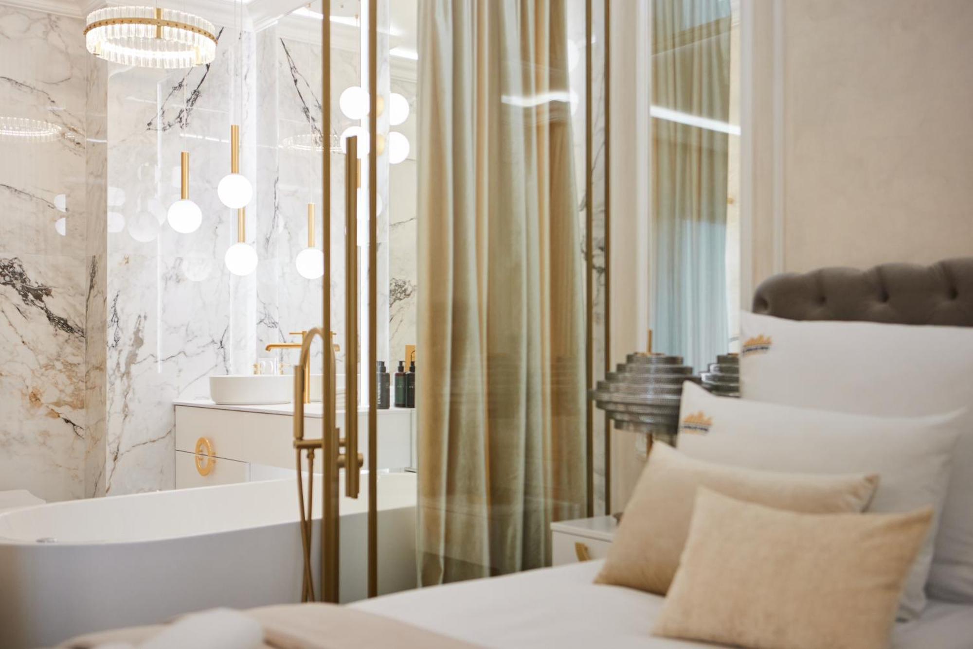Huoneisto Jacuzzi Mirror By Downtown *