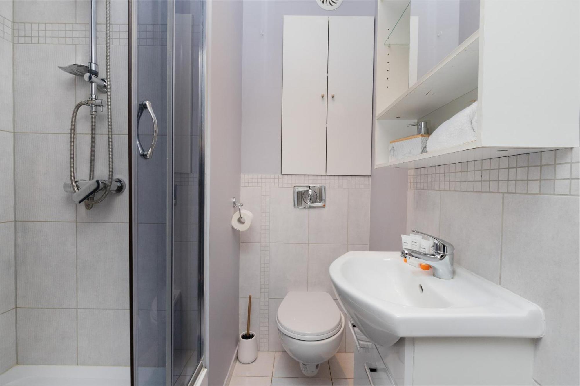 Dworska Close To The By Renters Apartment Danzig