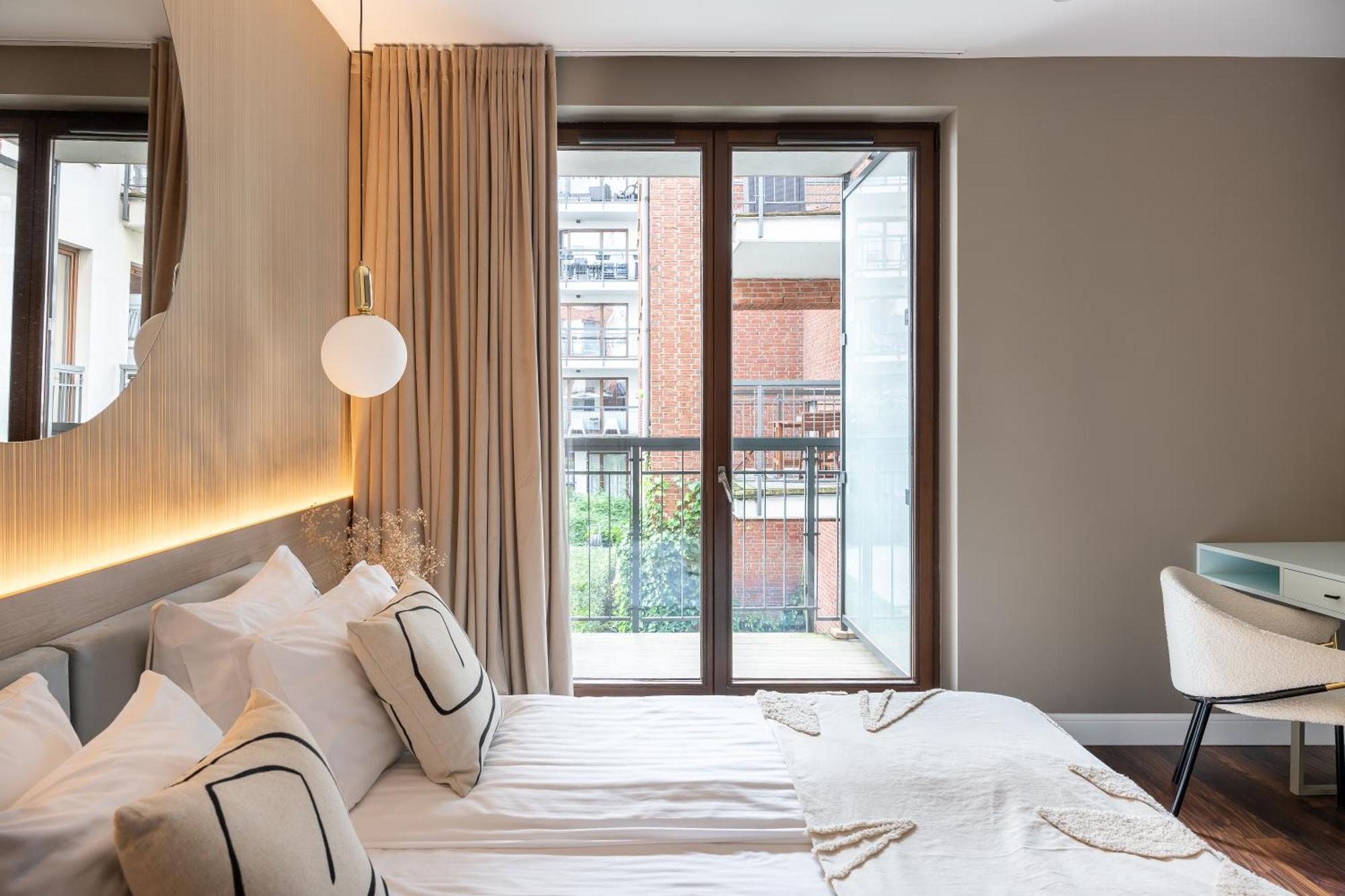 Apartment Premium In Old Town Marina View By Lion