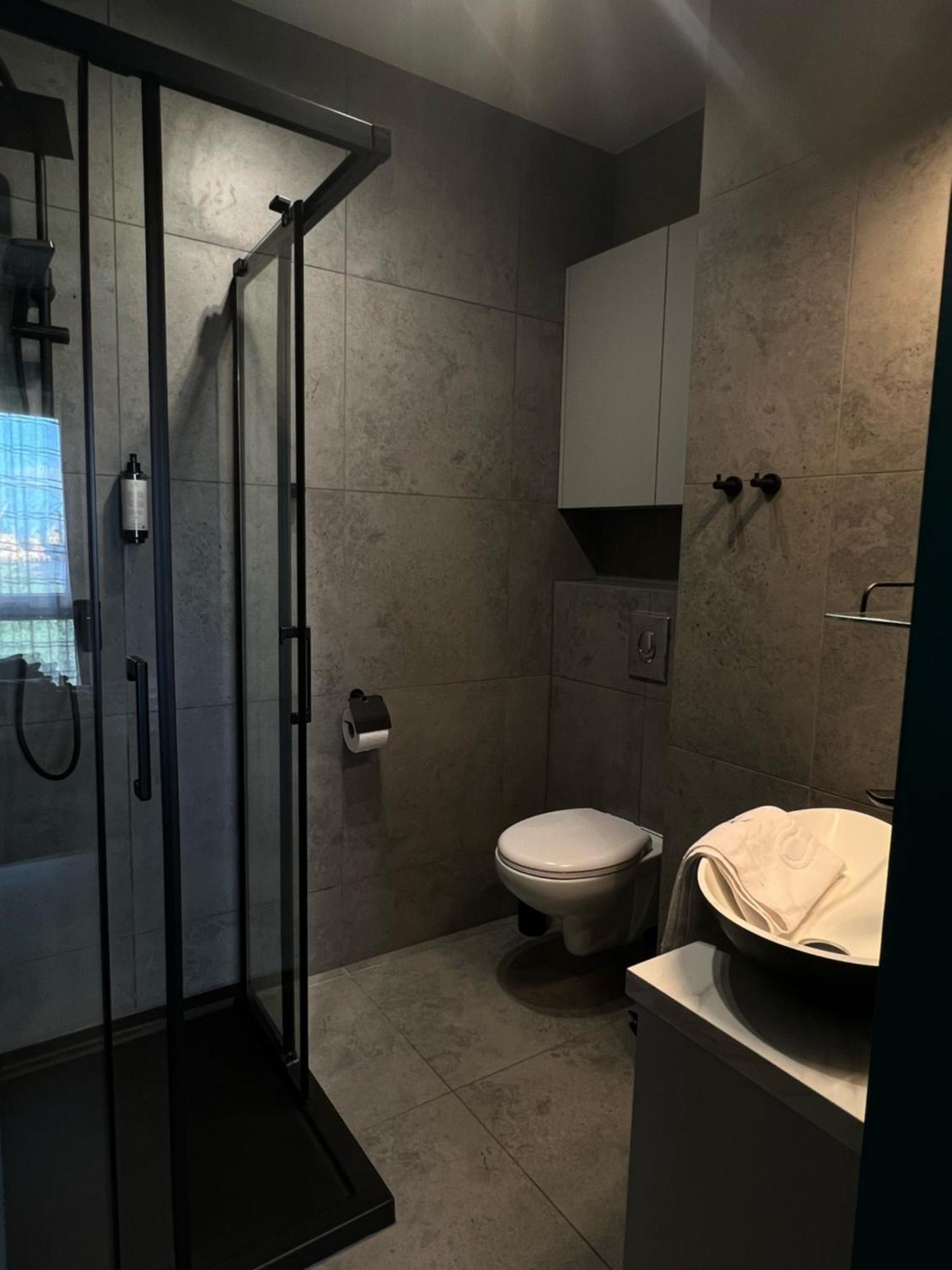 Lts Rent Luxury & Comfortable Premium