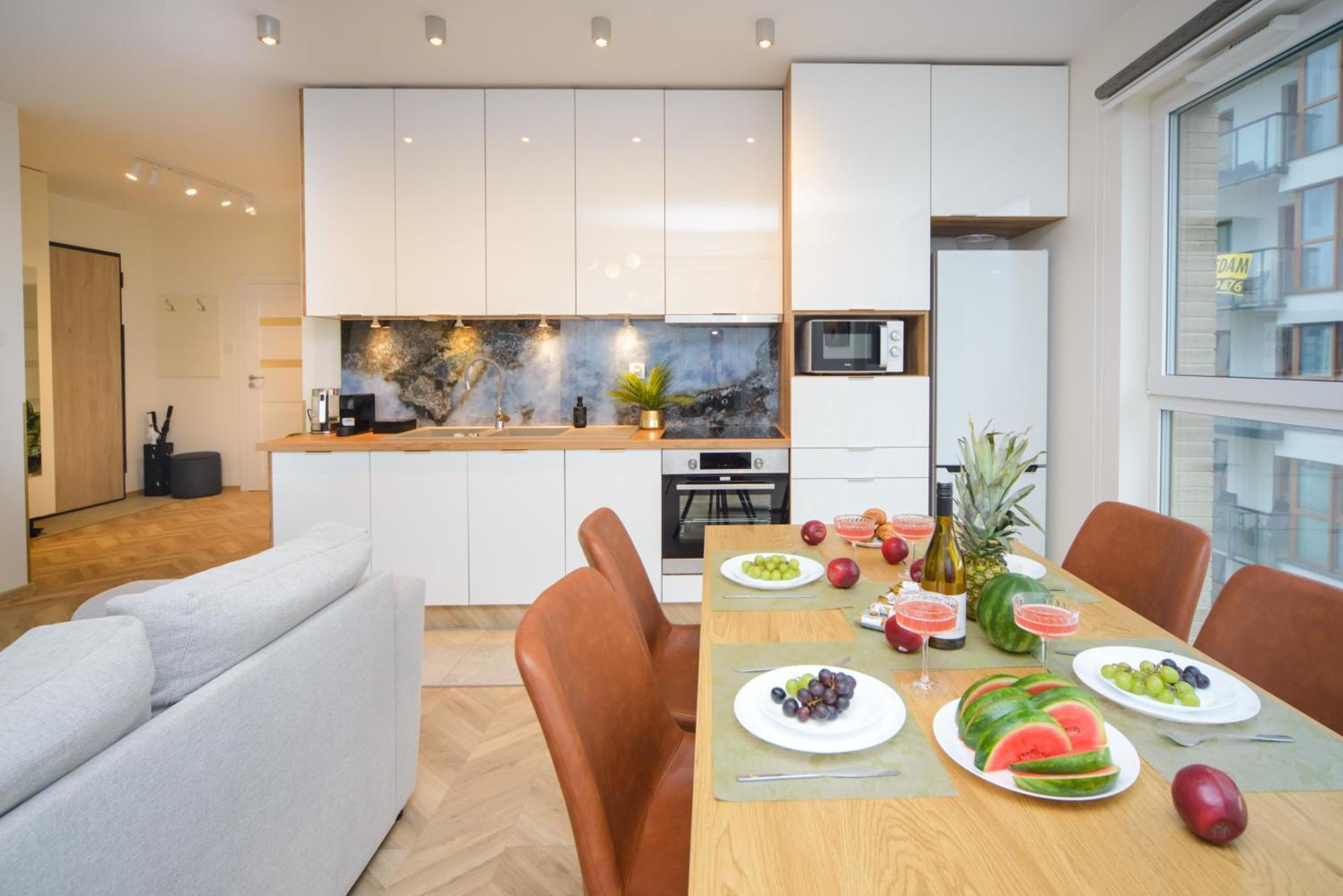 Maya's Flats & 100 Sea View - 3 Pokojowy Na Letnicy