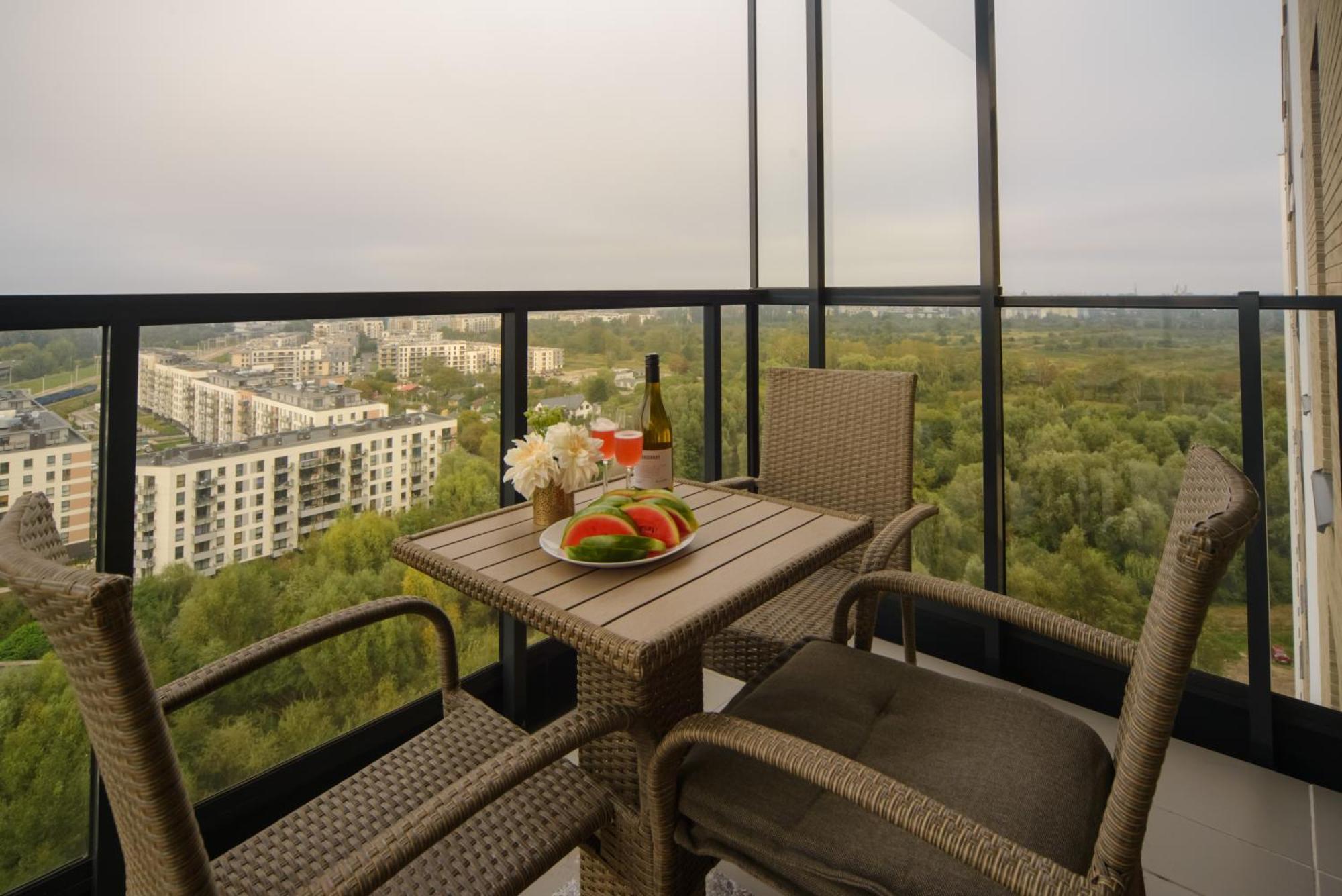 Maya's Flats & 100 Sea View - 3 Pokojowy Na Letnicy