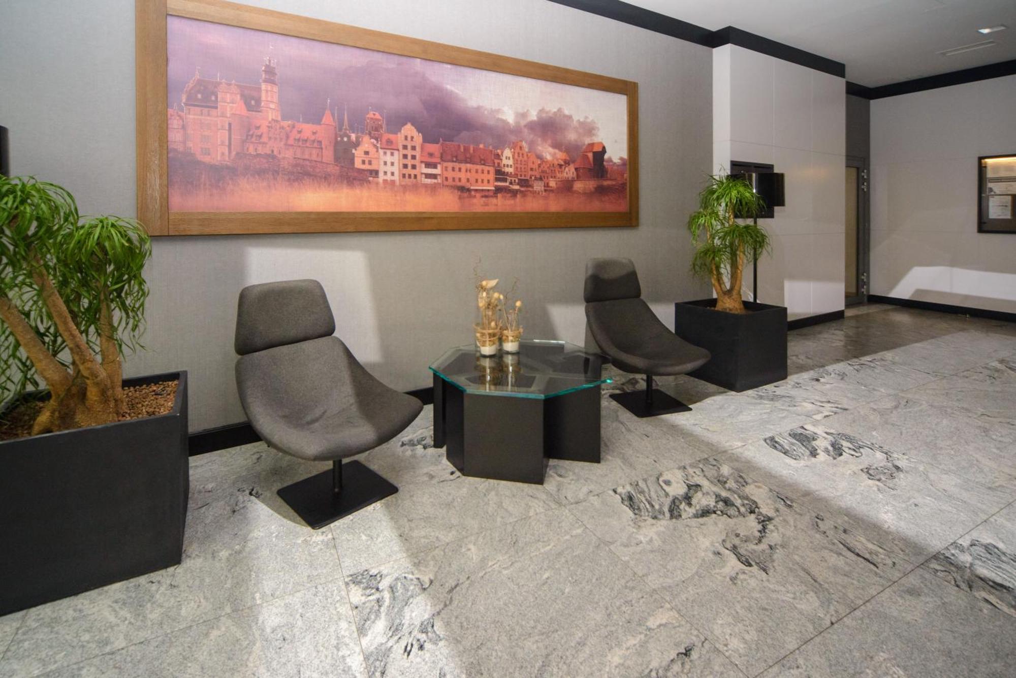 Apartamento Maya's Flats & 32 - Granaria *